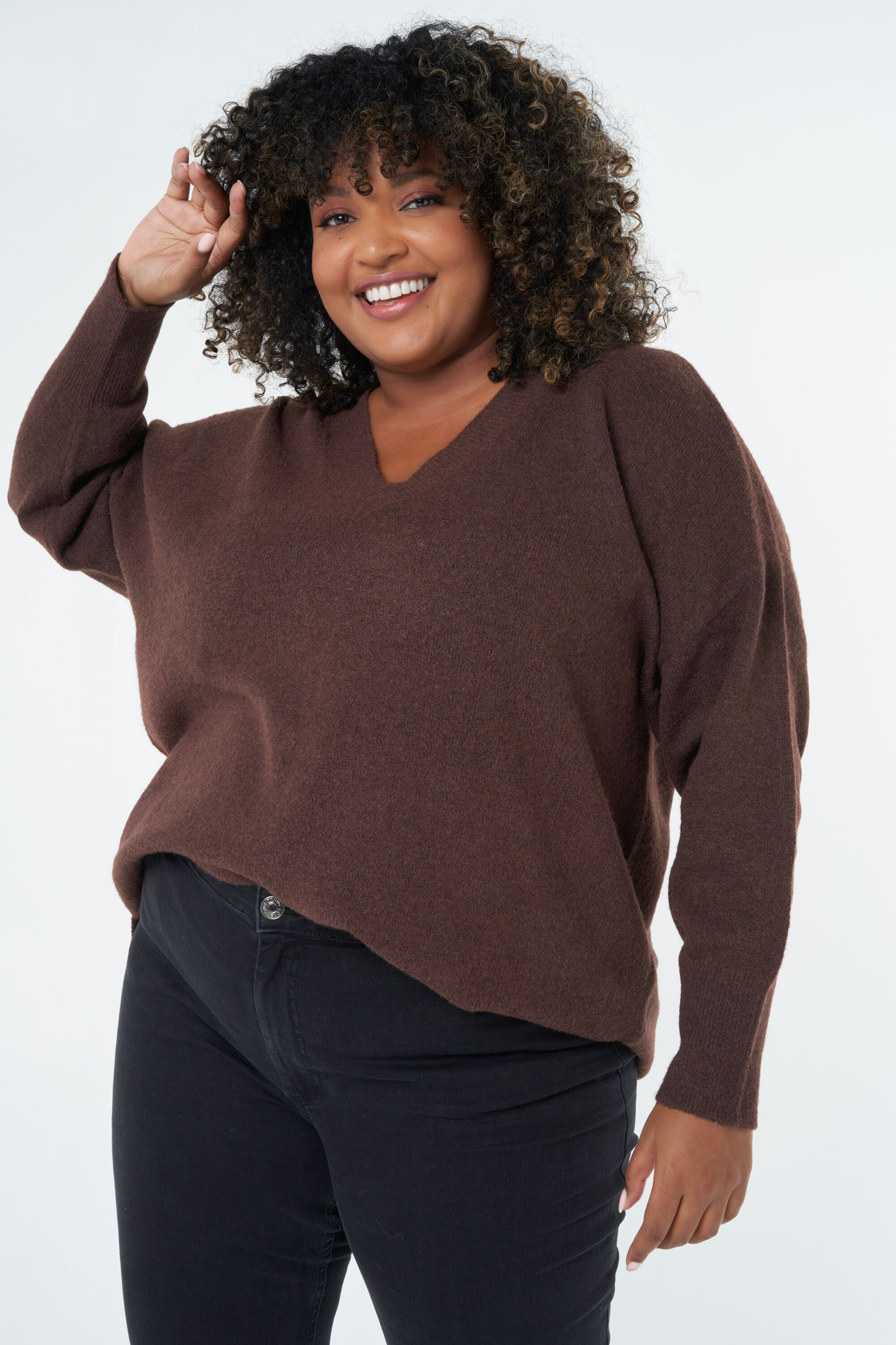 Pull en maille fine &agrave; col en V image number 0