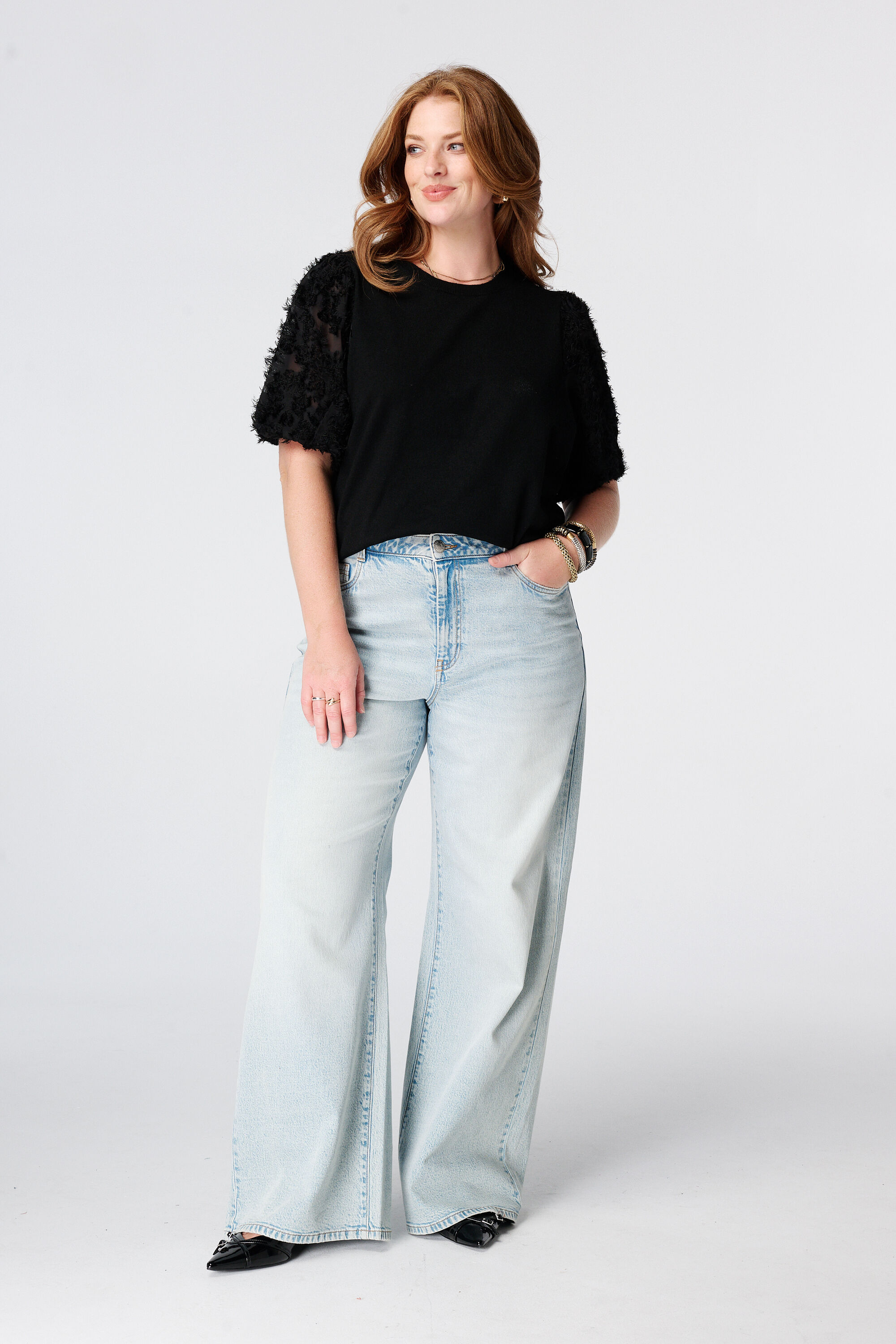 Pull &agrave; manches courtes image number 5