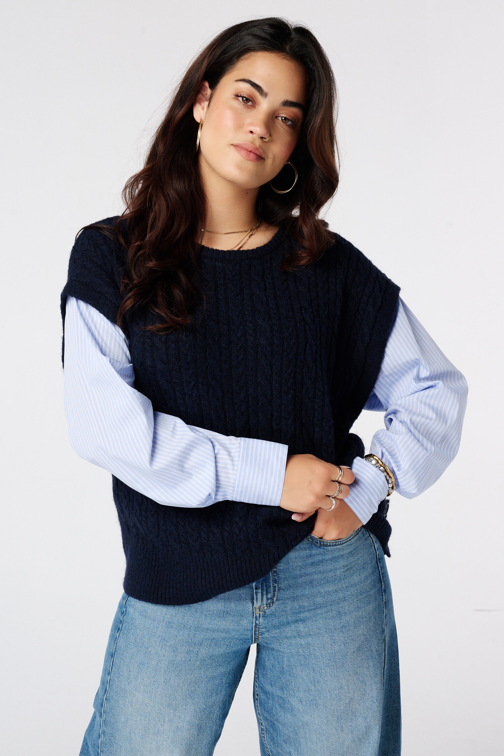 Pull avec manches de blouse contrastantes image number 0