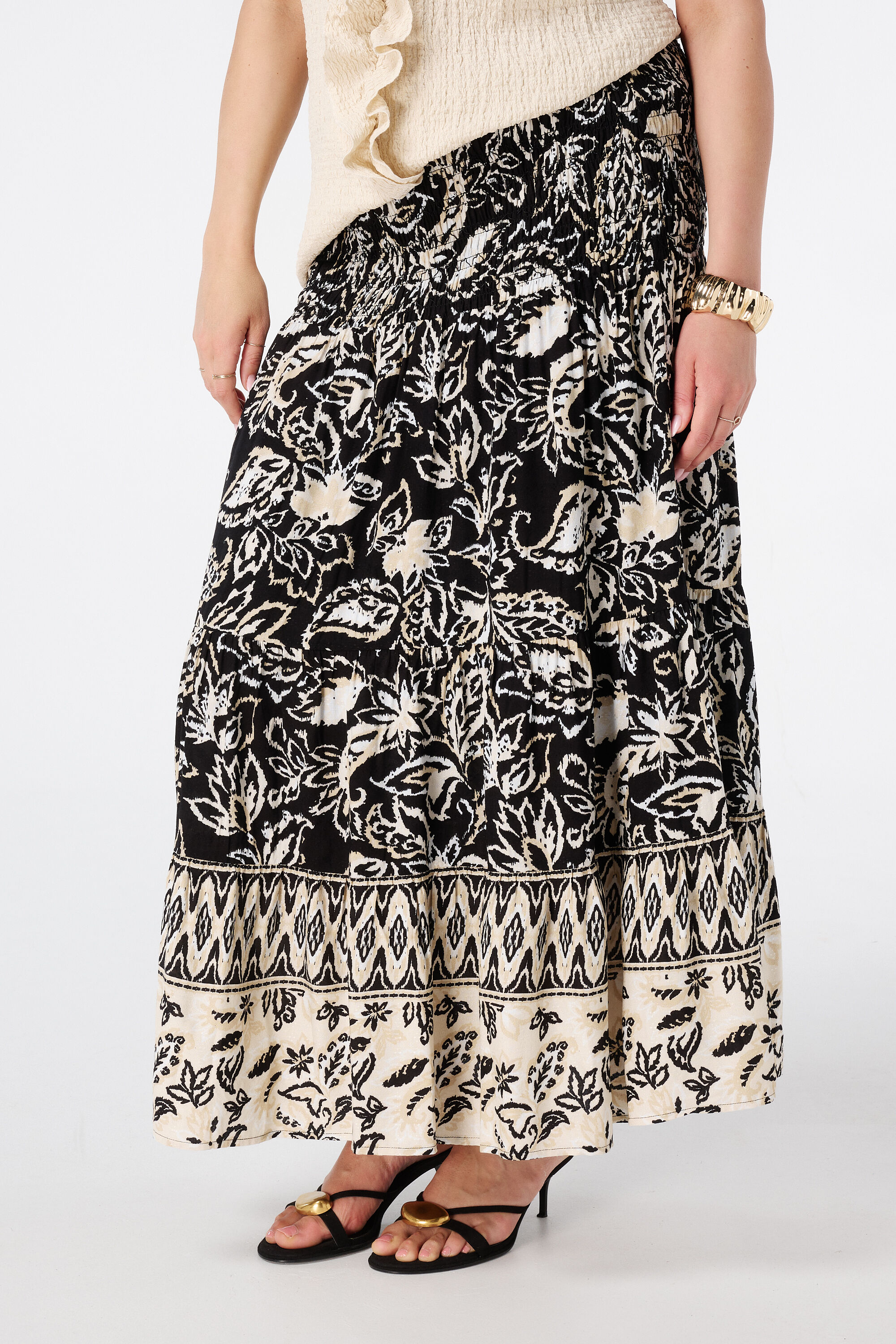 Jupe avec taille &agrave; effet smock&eacute; image number 5