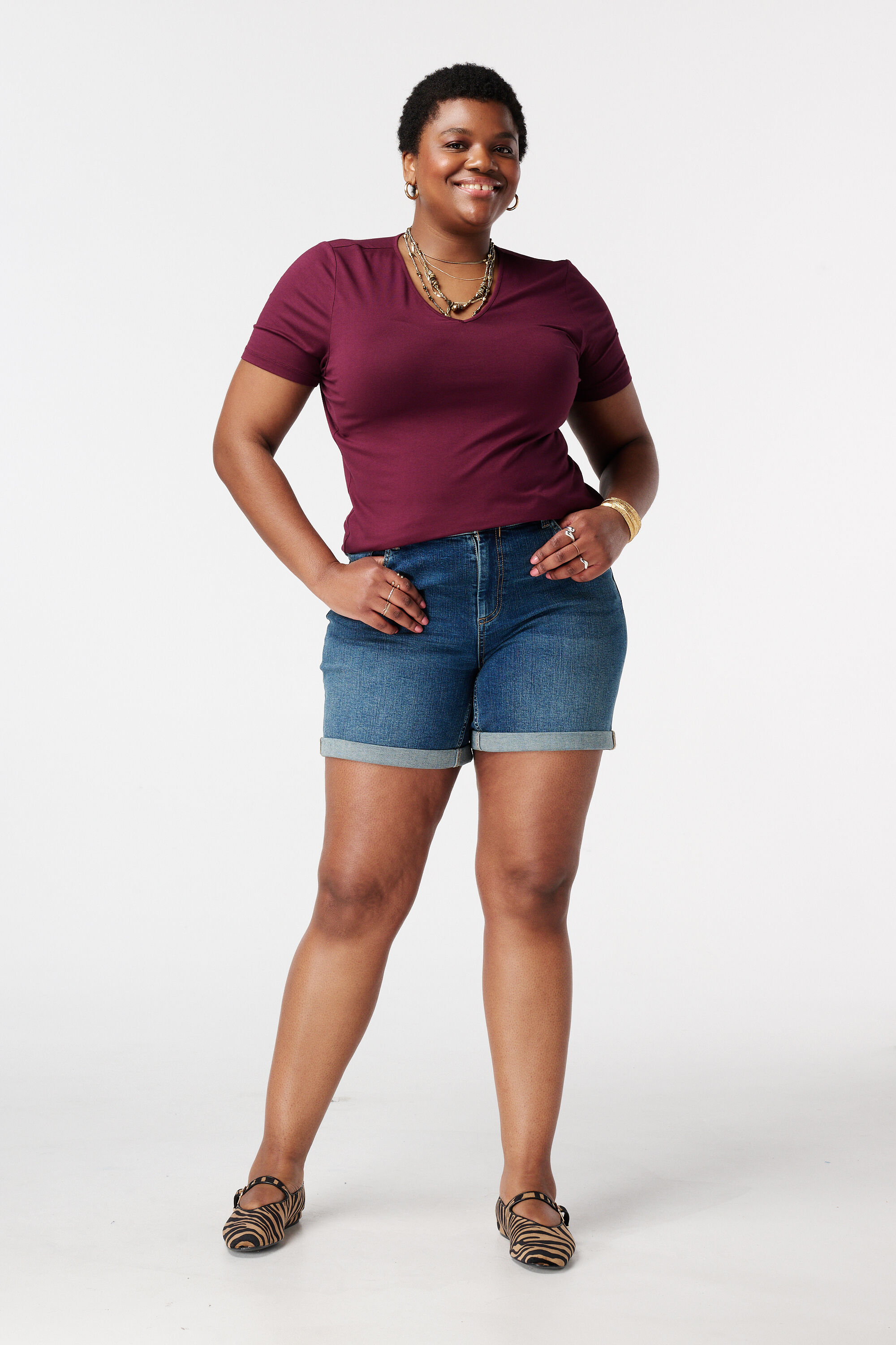 T-shirt &agrave; col en V image number 5