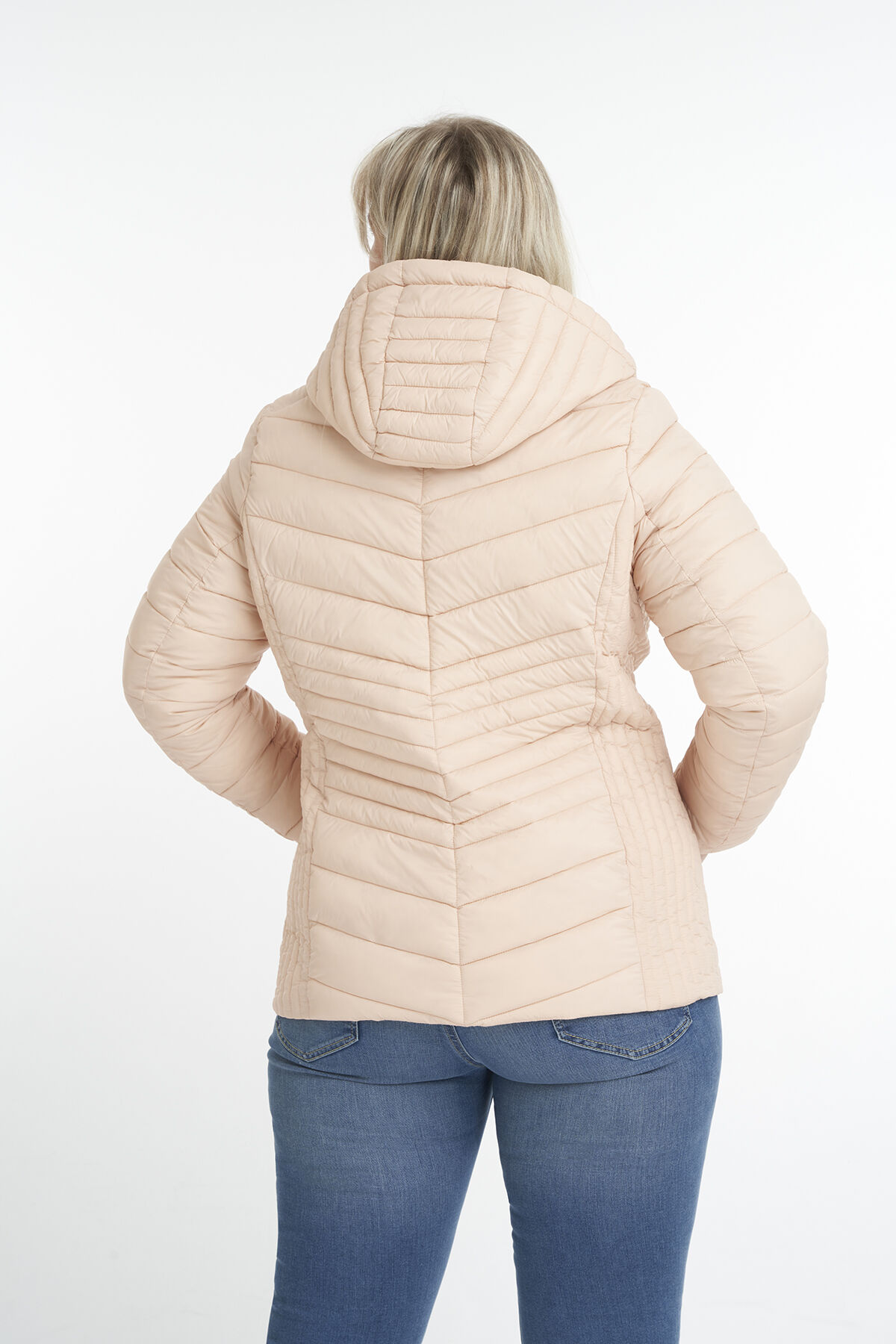 Veste matelass&eacute;e &agrave; capuche  image number 3