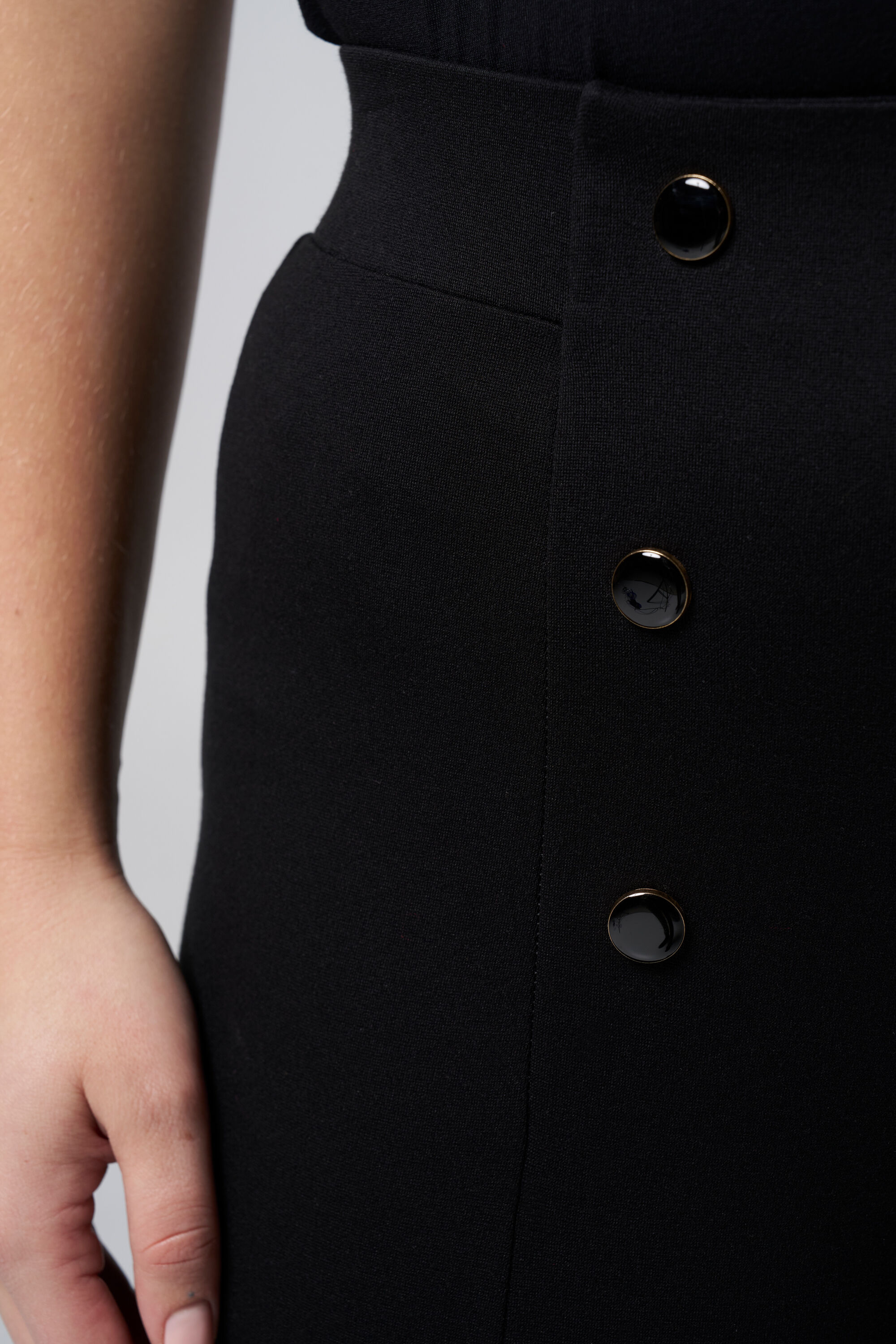 Treggings avec boutons dor&eacute;s image number 4