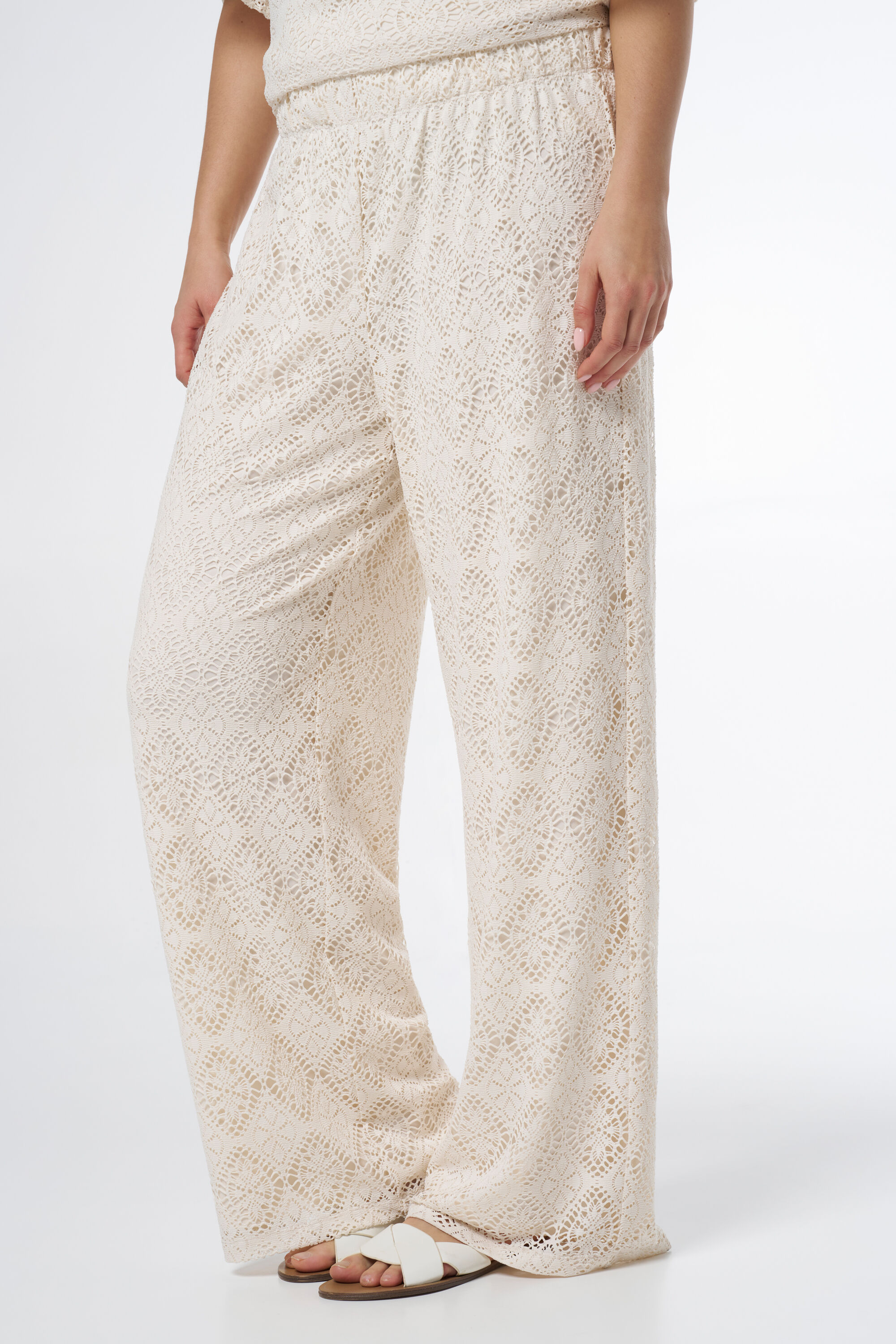 Pantalon en crochet image number 5