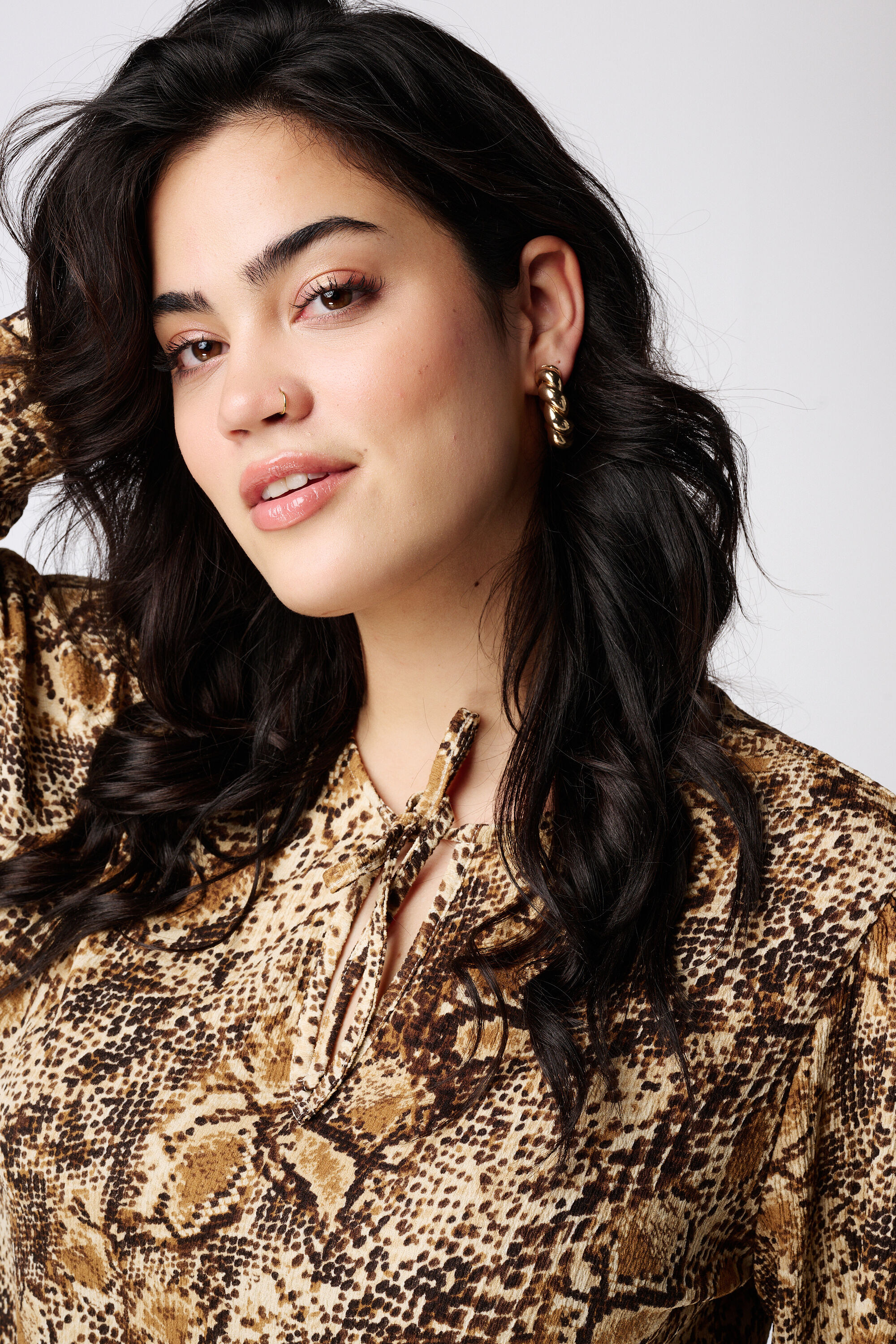 Haut avec d&eacute;tails sur les manches image number 4