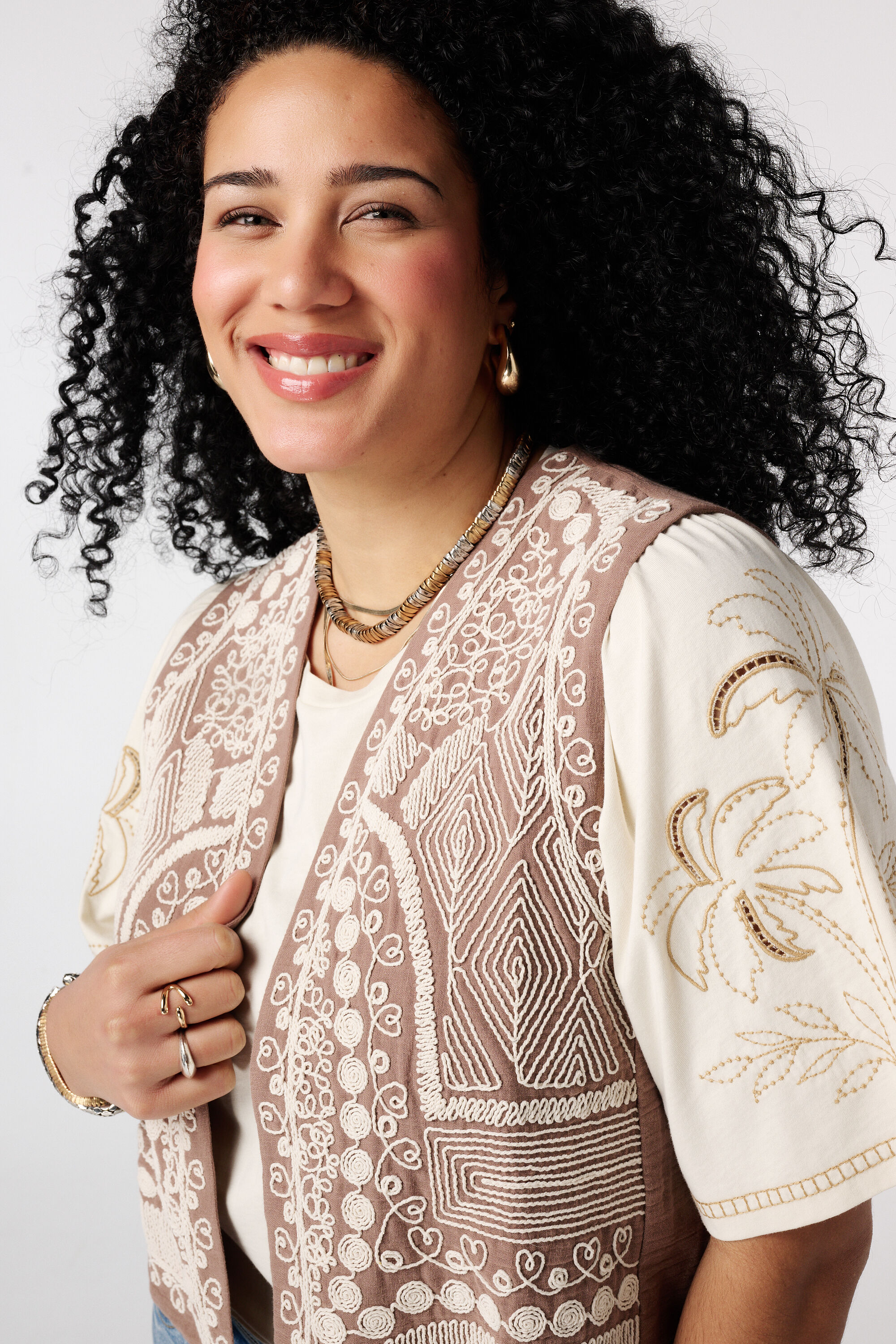 Gilet avec broderie image number 4