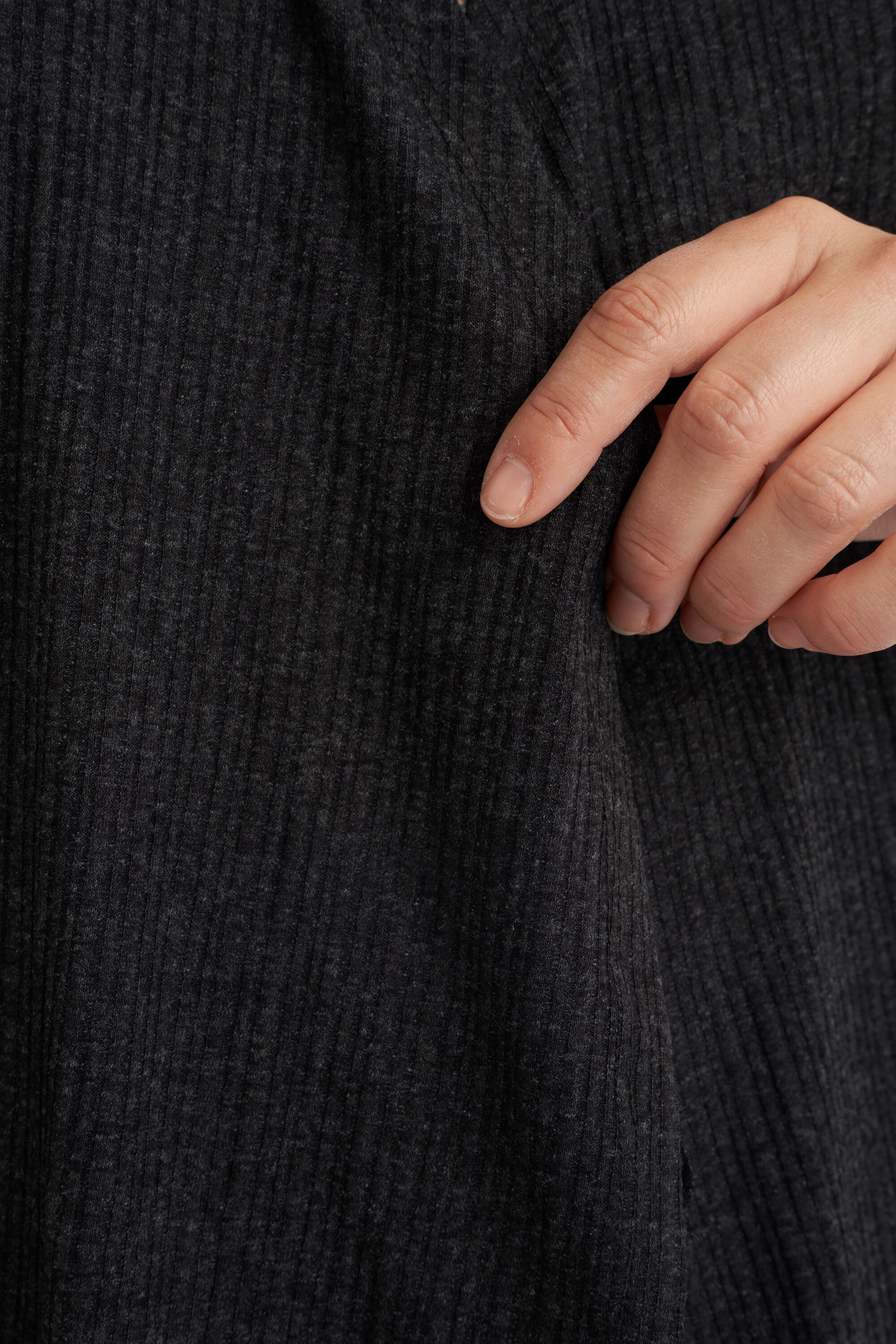 Cardigan en tissu c&ocirc;tel&eacute; image number 4