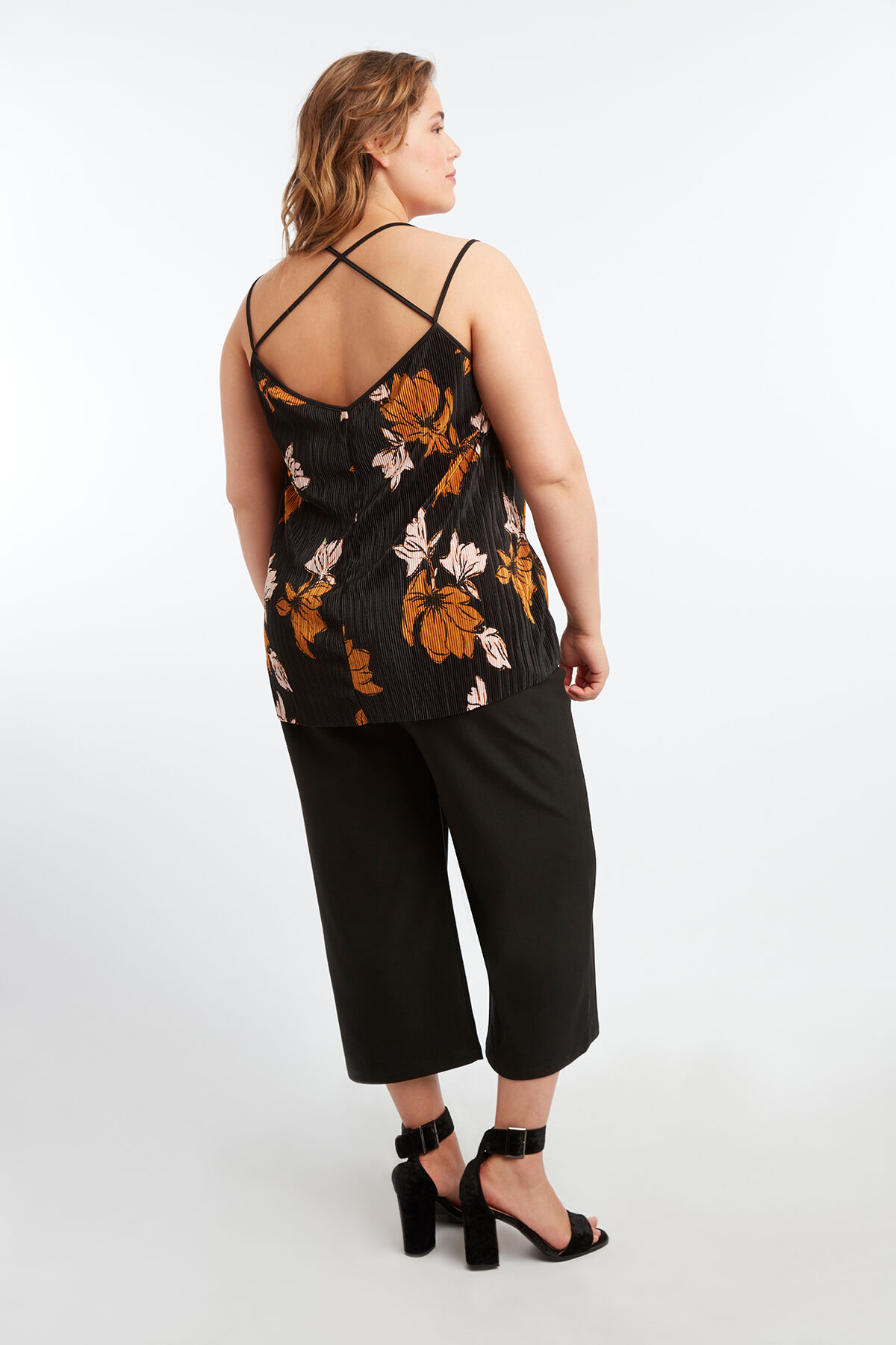 Pantalon court image number 5