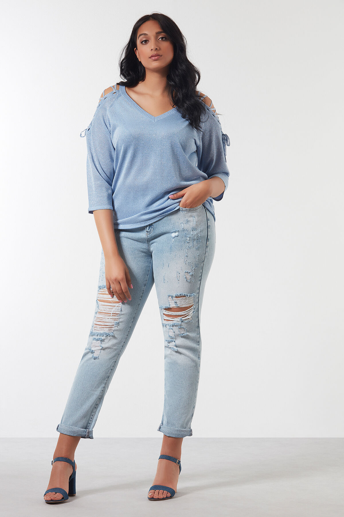 Pull-over &agrave; lacets et d&eacute;tails en lurex image number 3