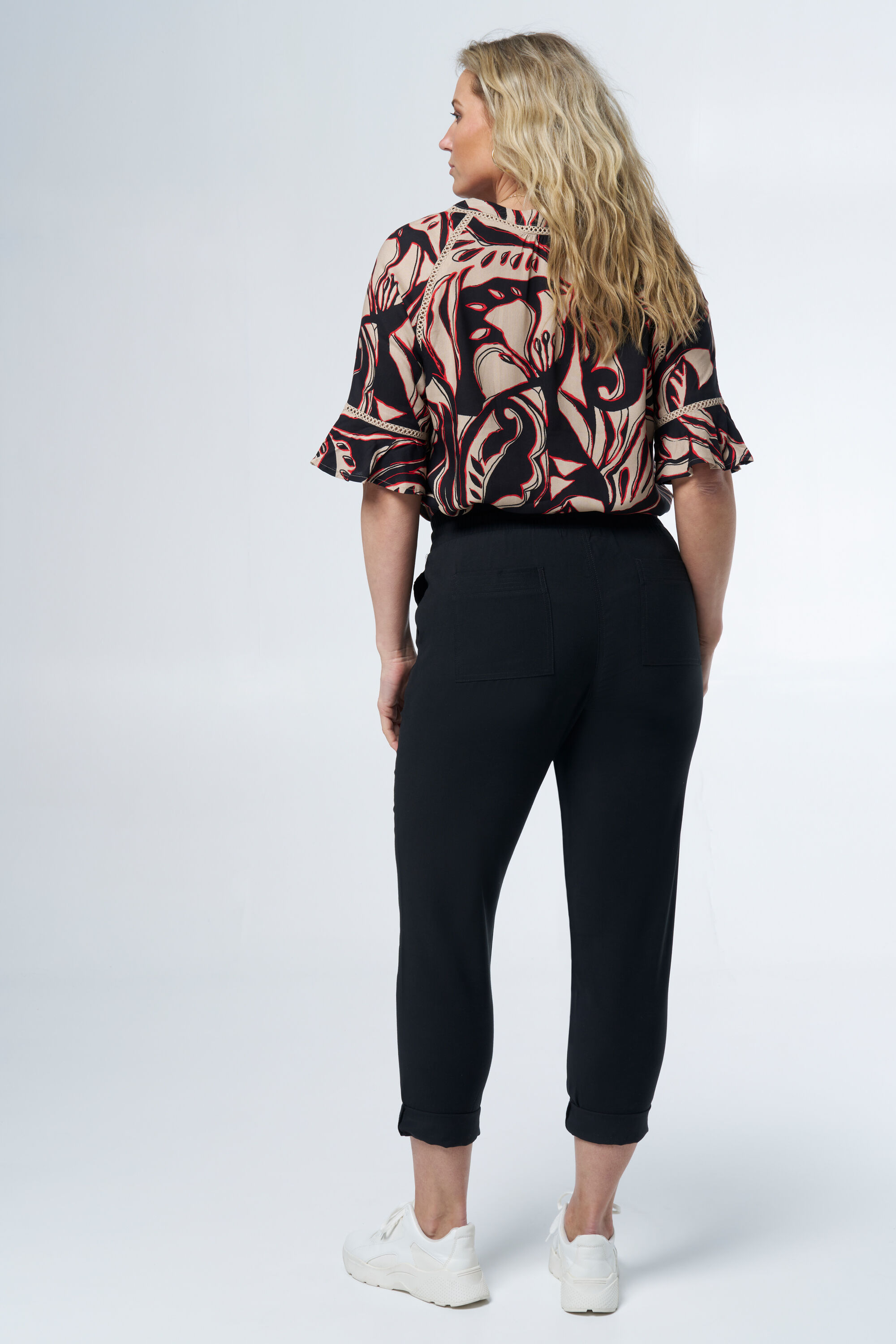 Pantalon avec cordon image number 3