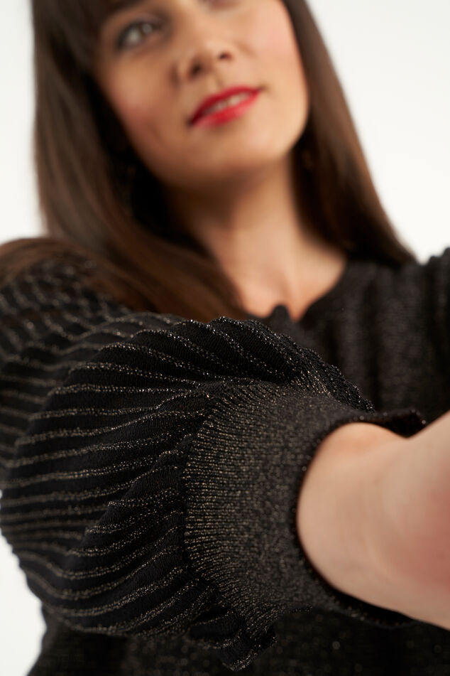 Pull à paillettes image number 4