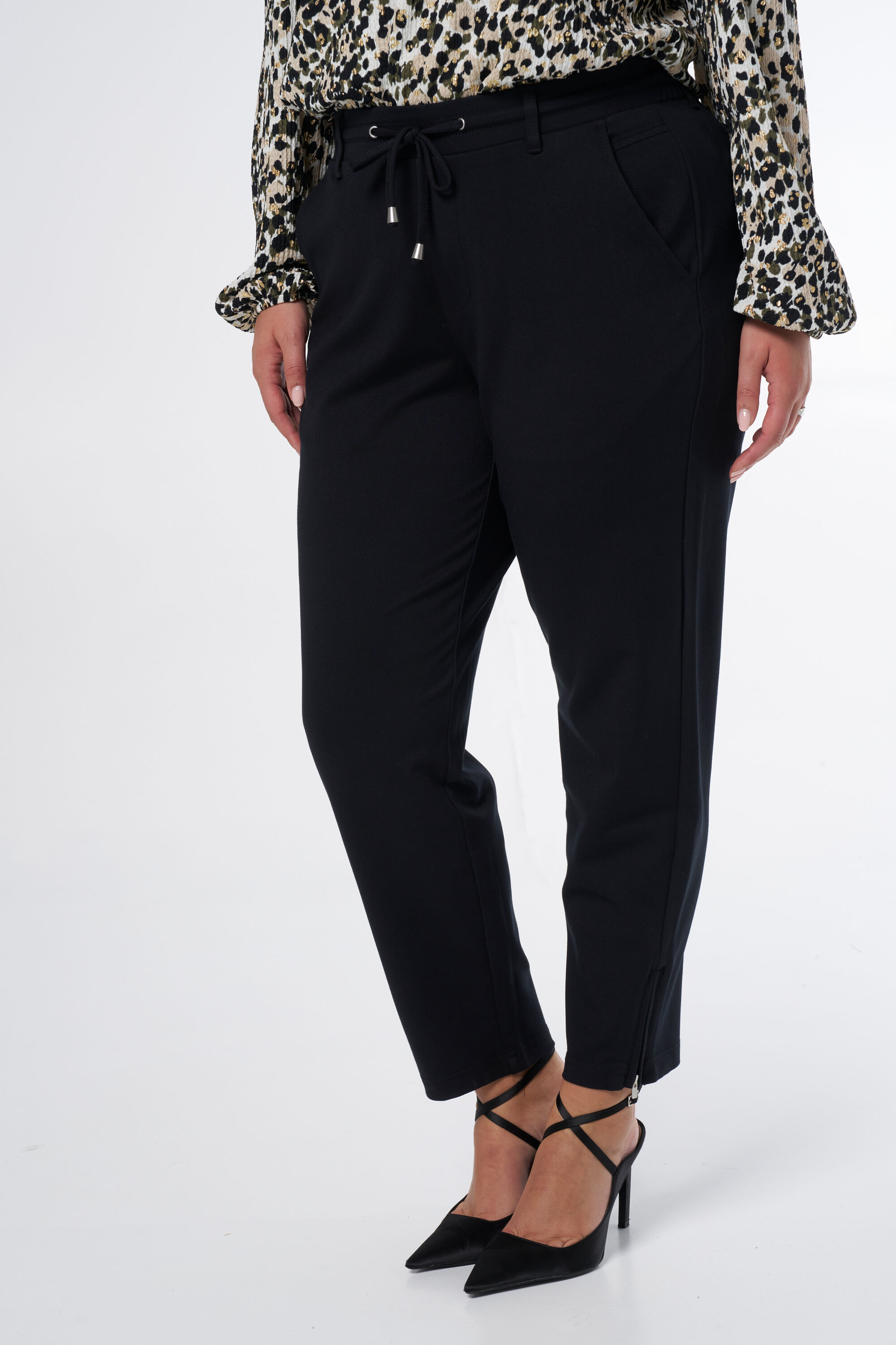 Pantalon extensible image number 5