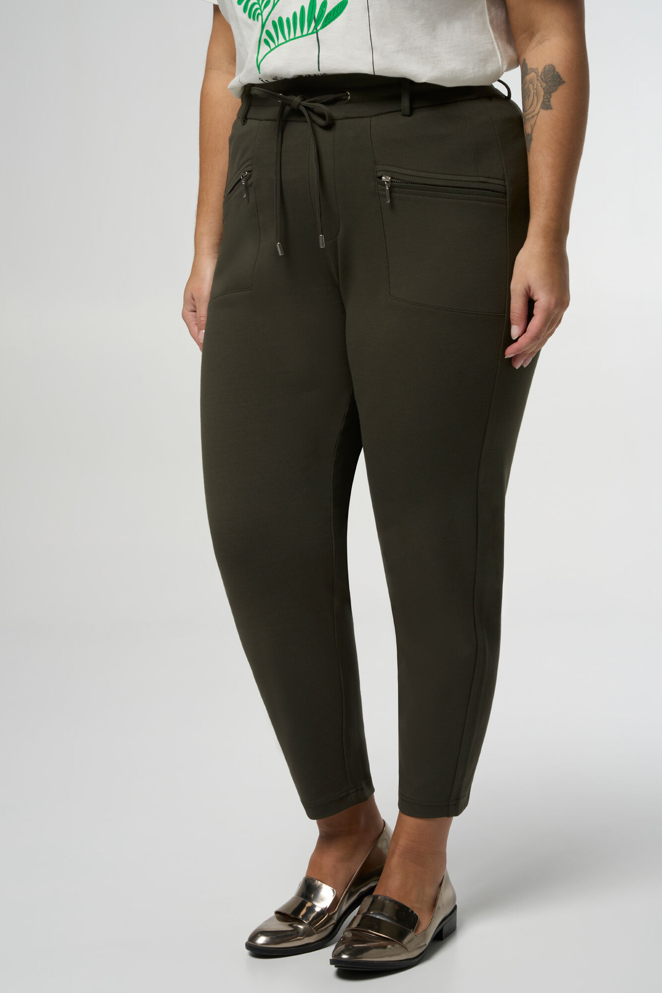 Pantalon avec fermeture &eacute;clair image number 6