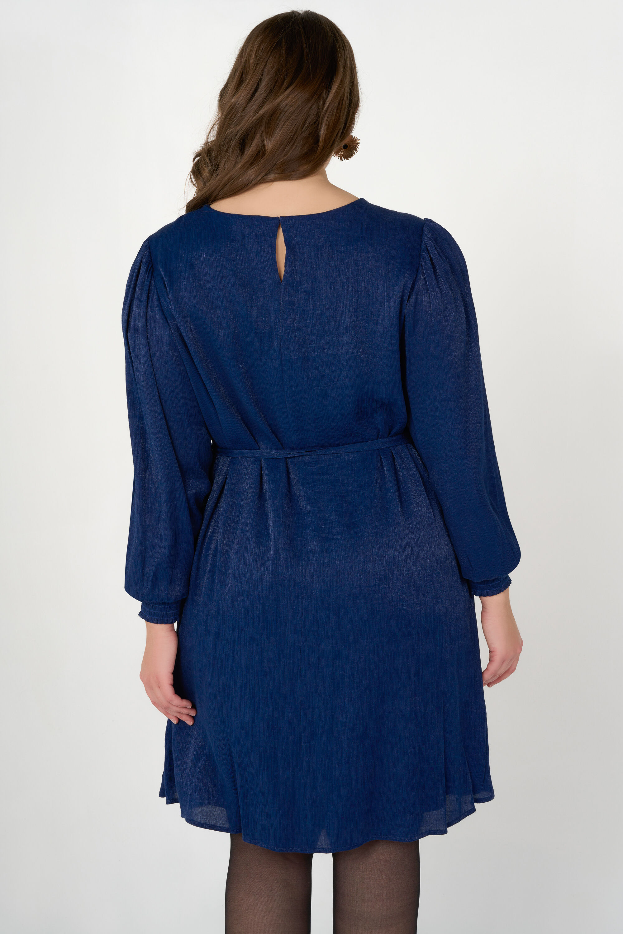 Robe detail doré 2025