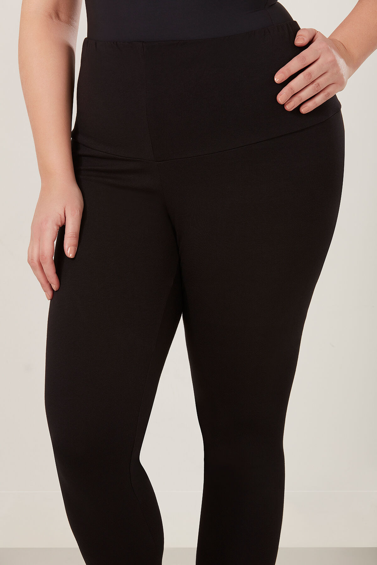 Pantalons extensibles image number 4