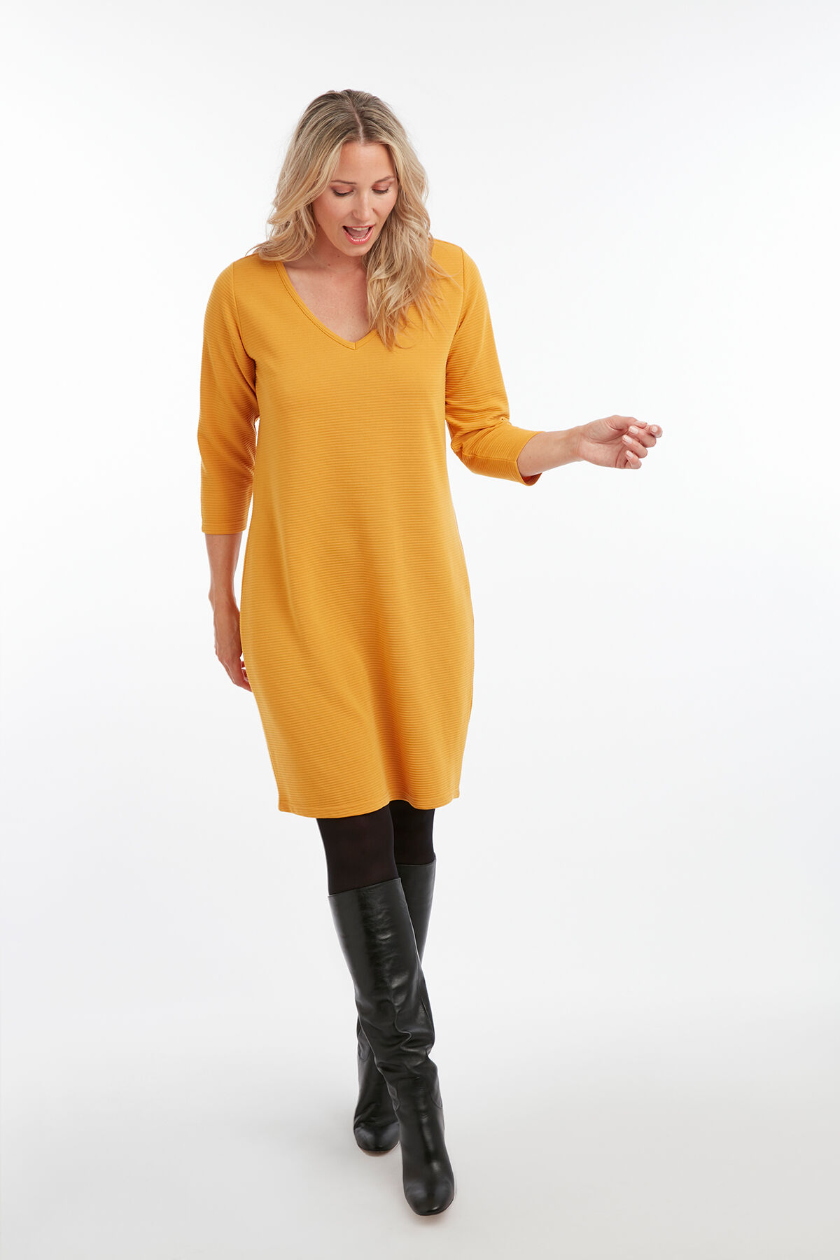 Robe c&ocirc;tel&eacute;e image number 3