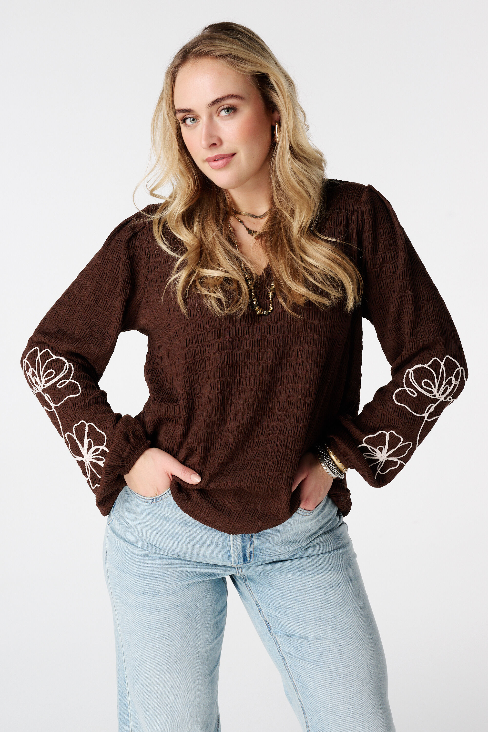 Blouse avec broderie