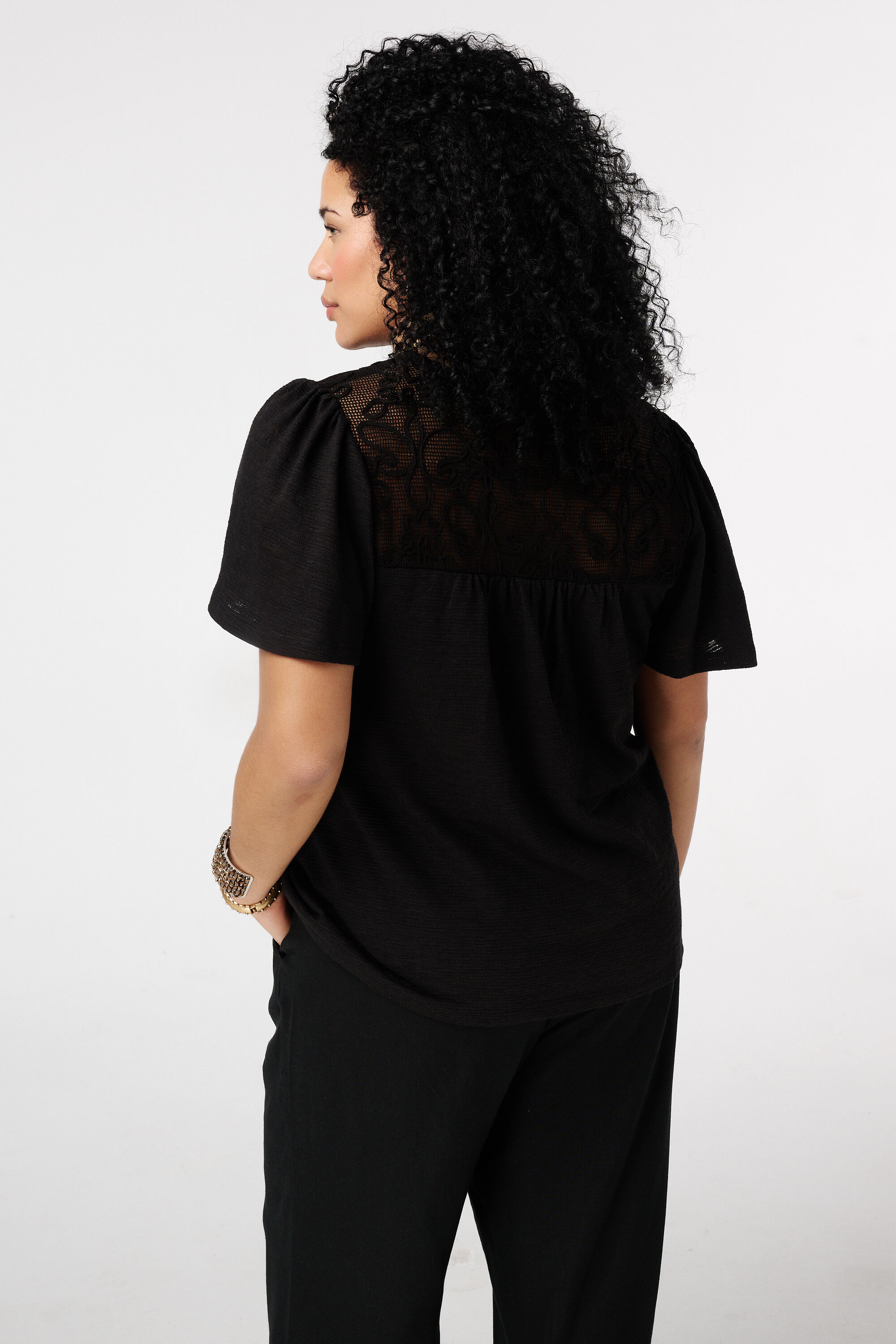 Top avec manches papillon image number 3