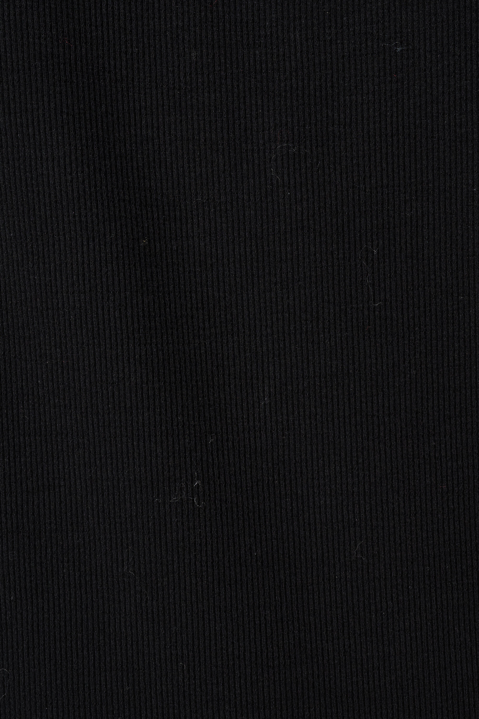 Top en maille c&ocirc;tel&eacute;e avec col en V image number 6