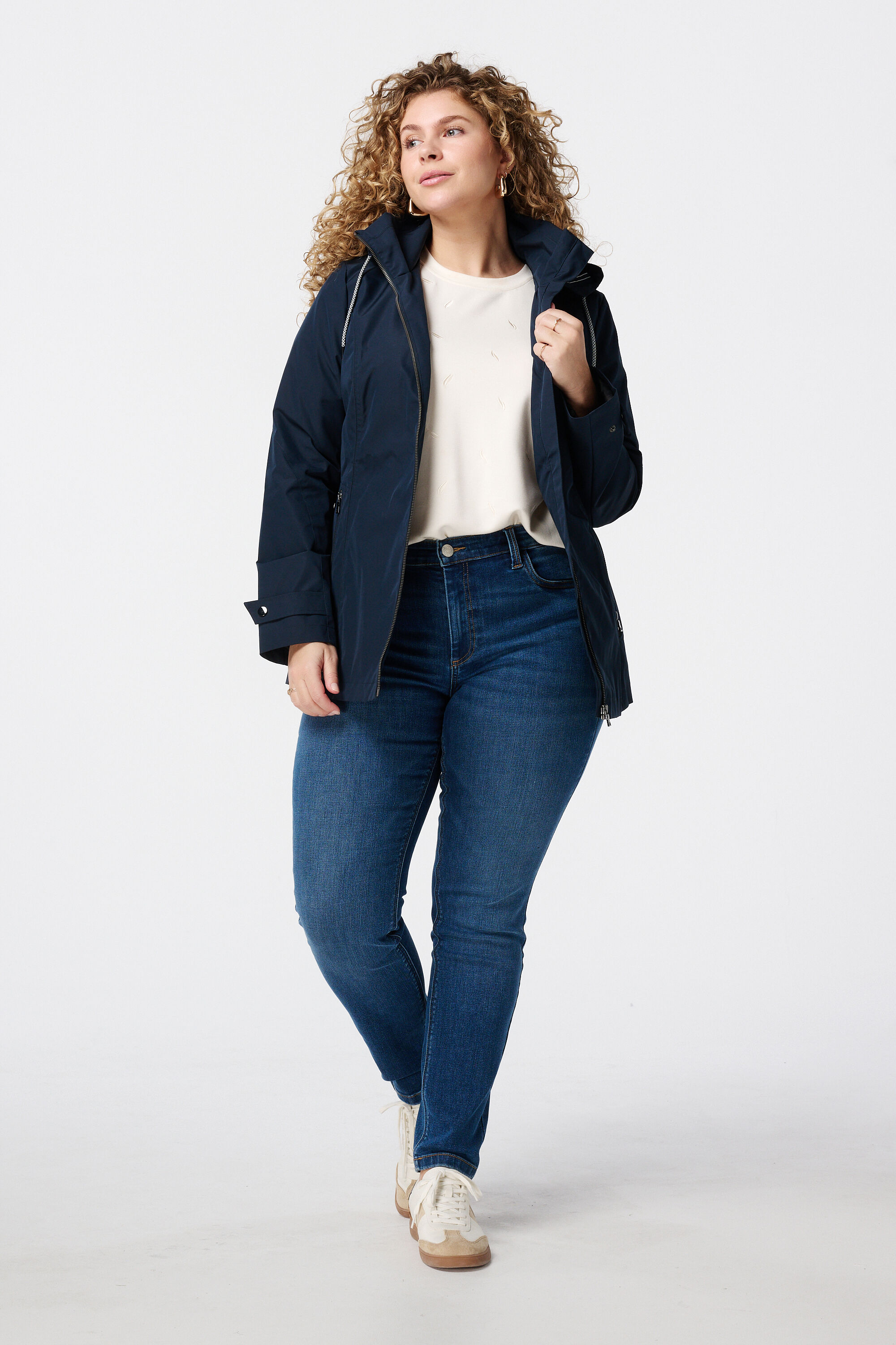 Imperm&eacute;able avec d&eacute;tails argent&eacute;s image number 5