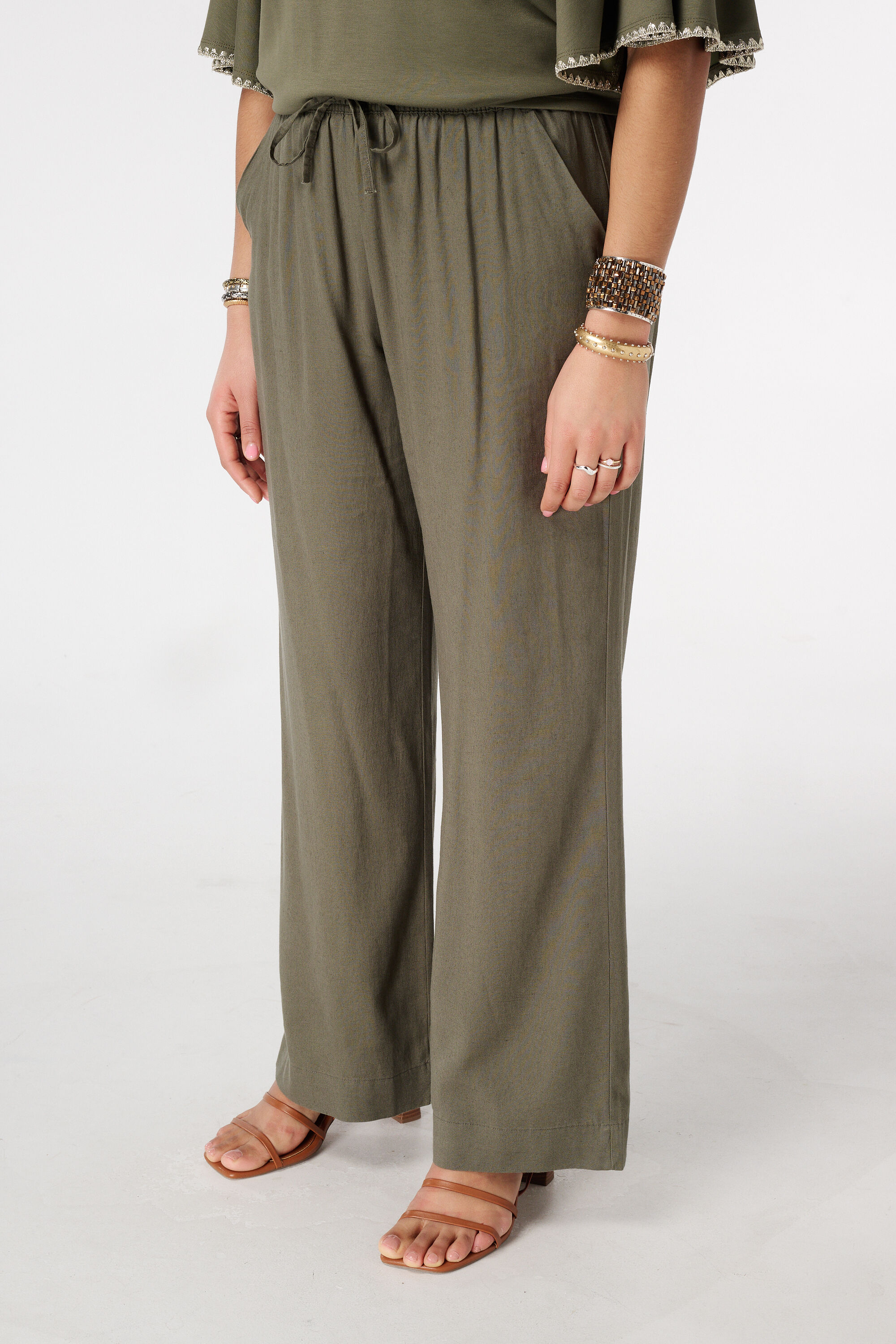 Pantalon en lin image number 5