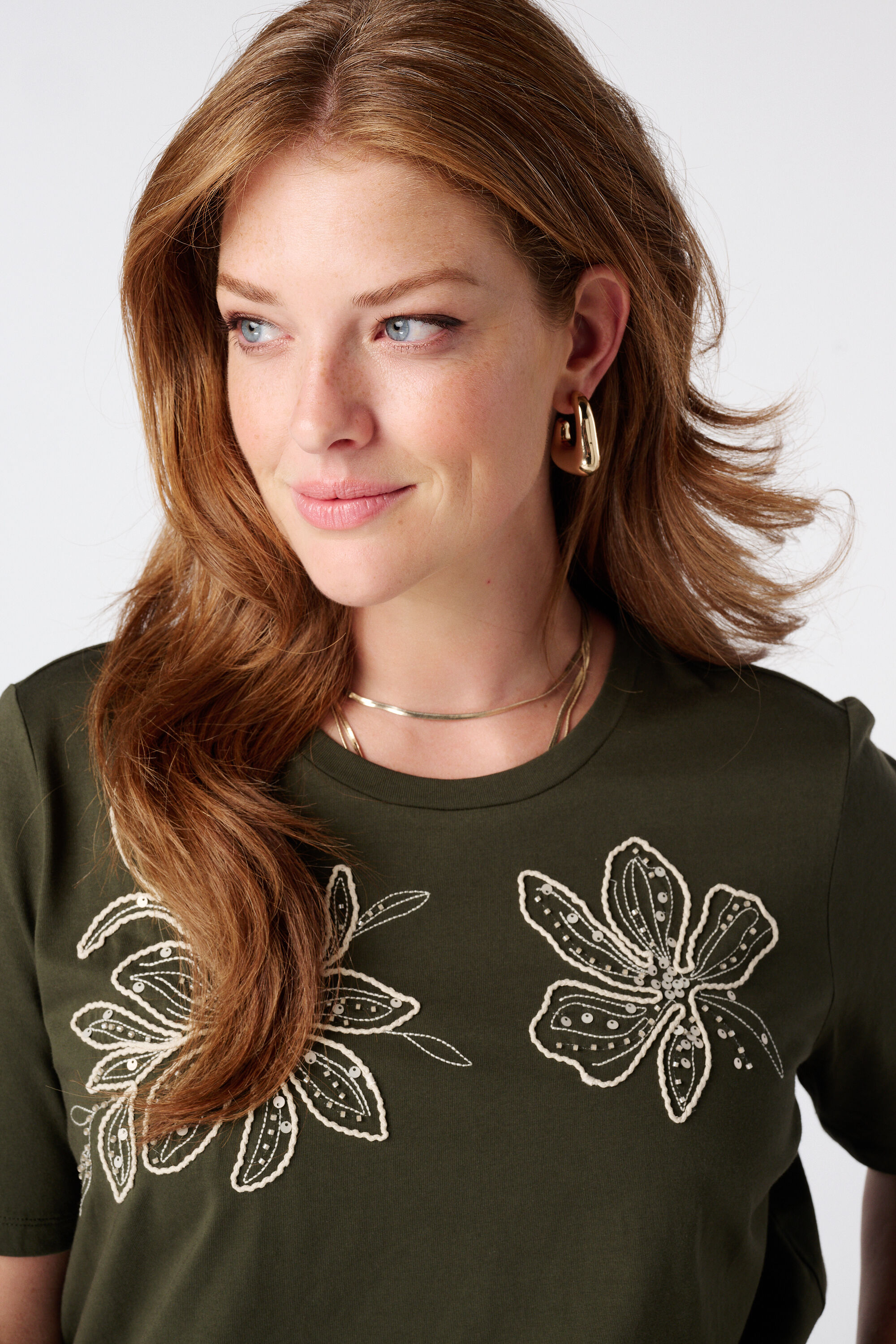 T shirt avec perles image number 4