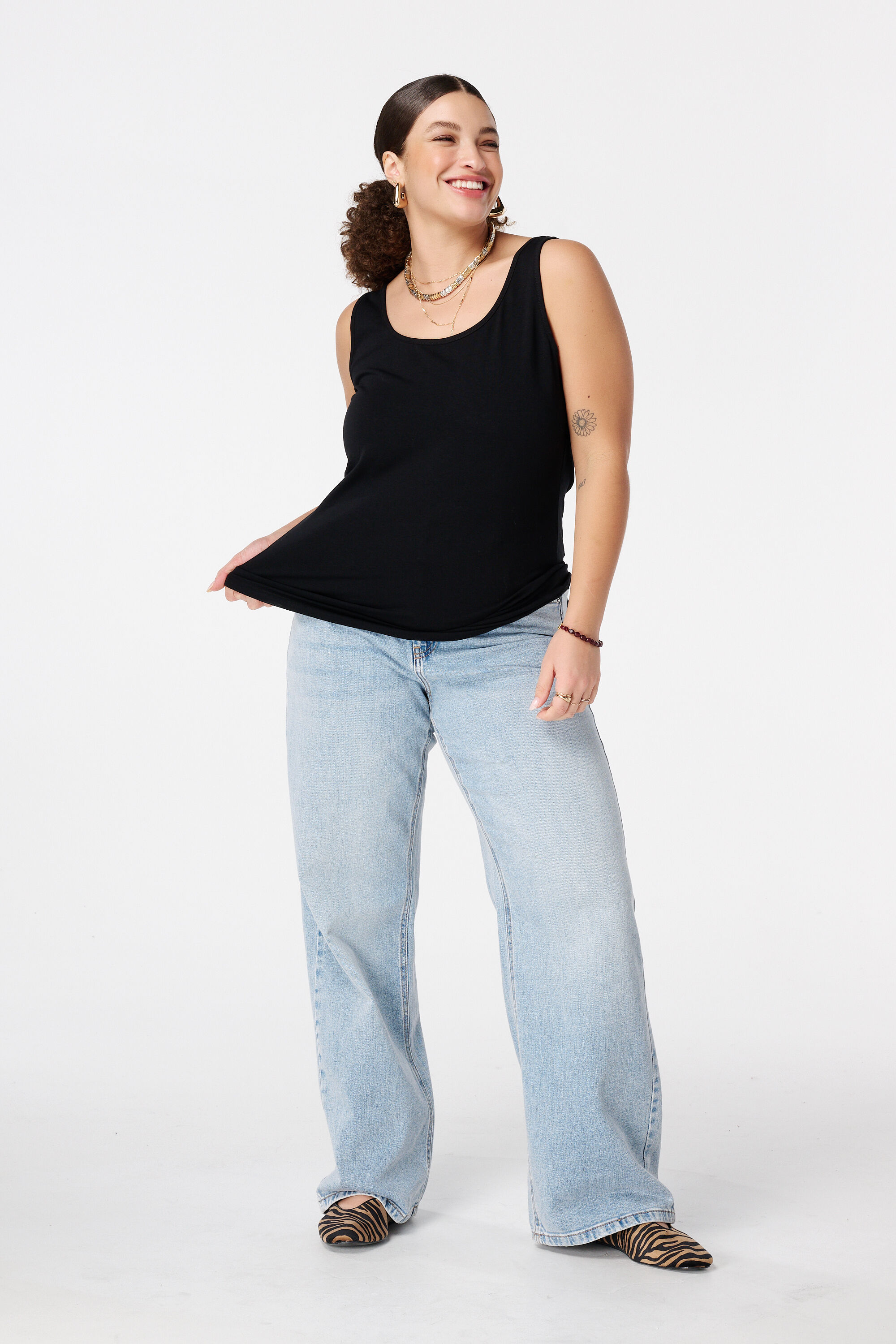 D&eacute;bardeur en coton image number 5