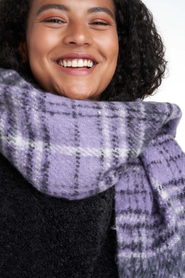 Écharpe à carreaux image number 2