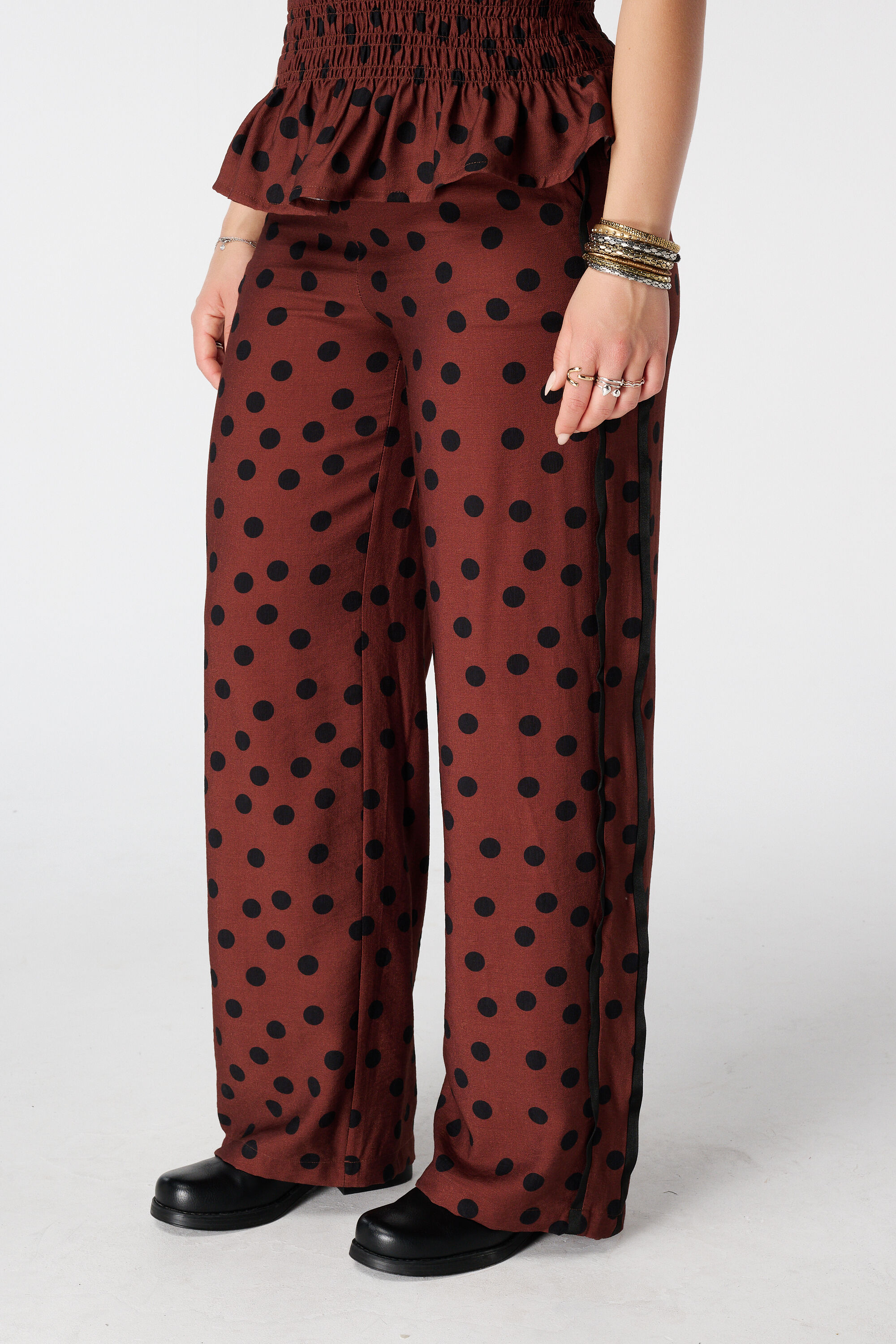 Pantalon &agrave; imprim&eacute; pois image number 5