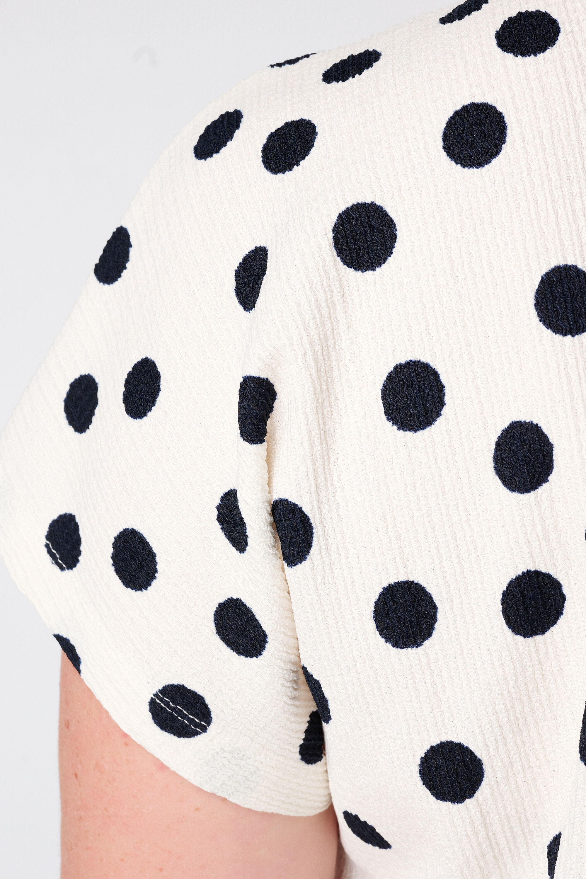 Top &agrave; pois image number 6