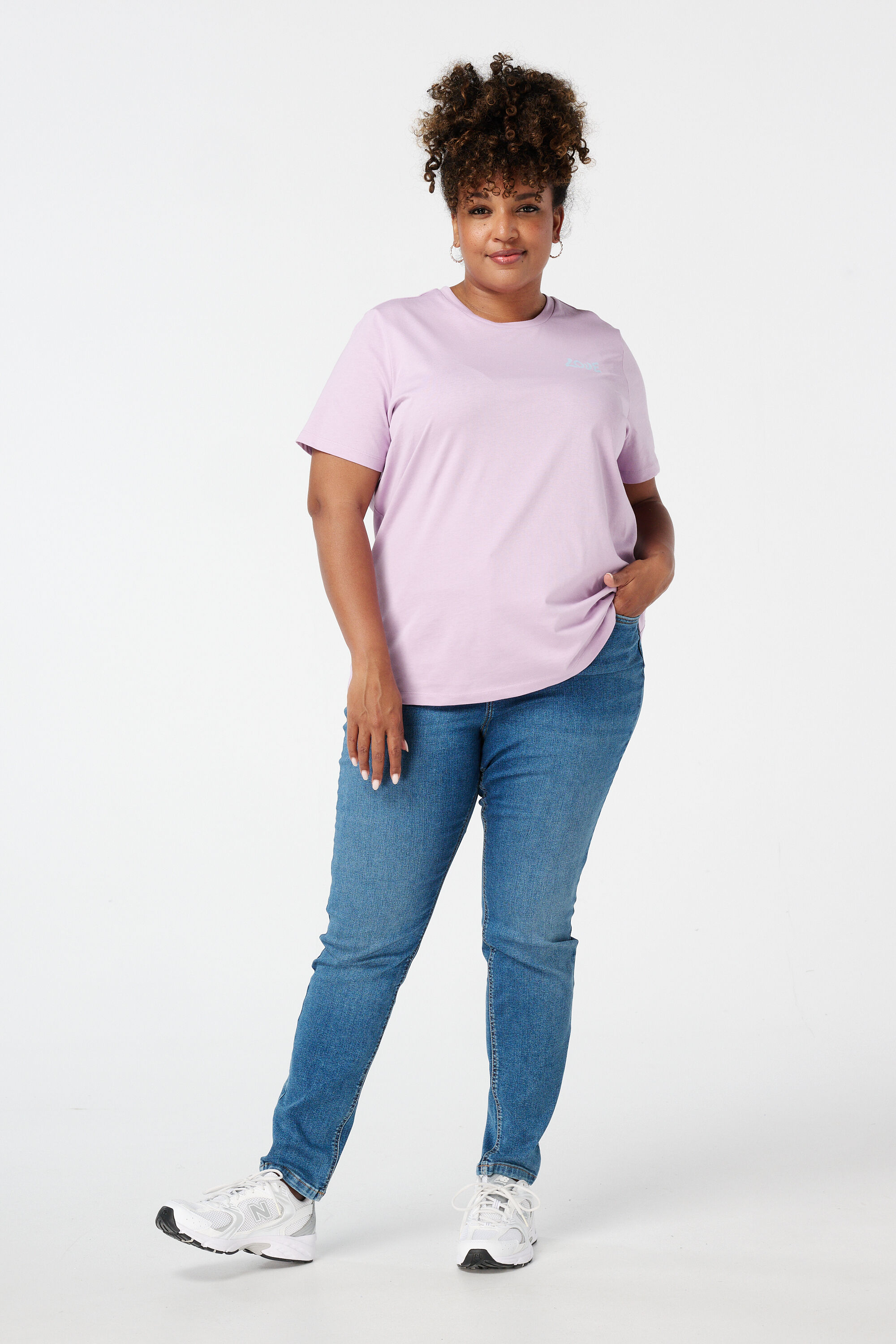 T-shirt &agrave; imprim&eacute; fleuri image number 5