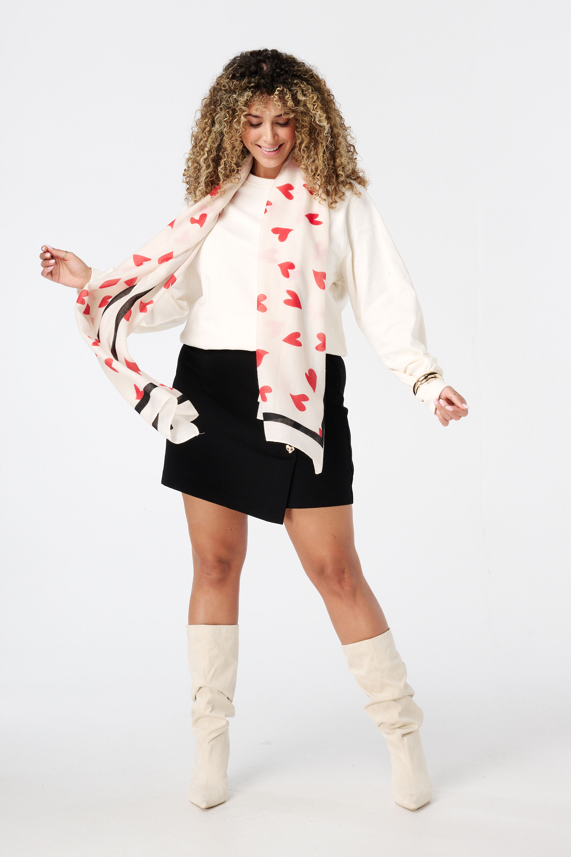 &Eacute;charpe &agrave; imprim&eacute; image number 2