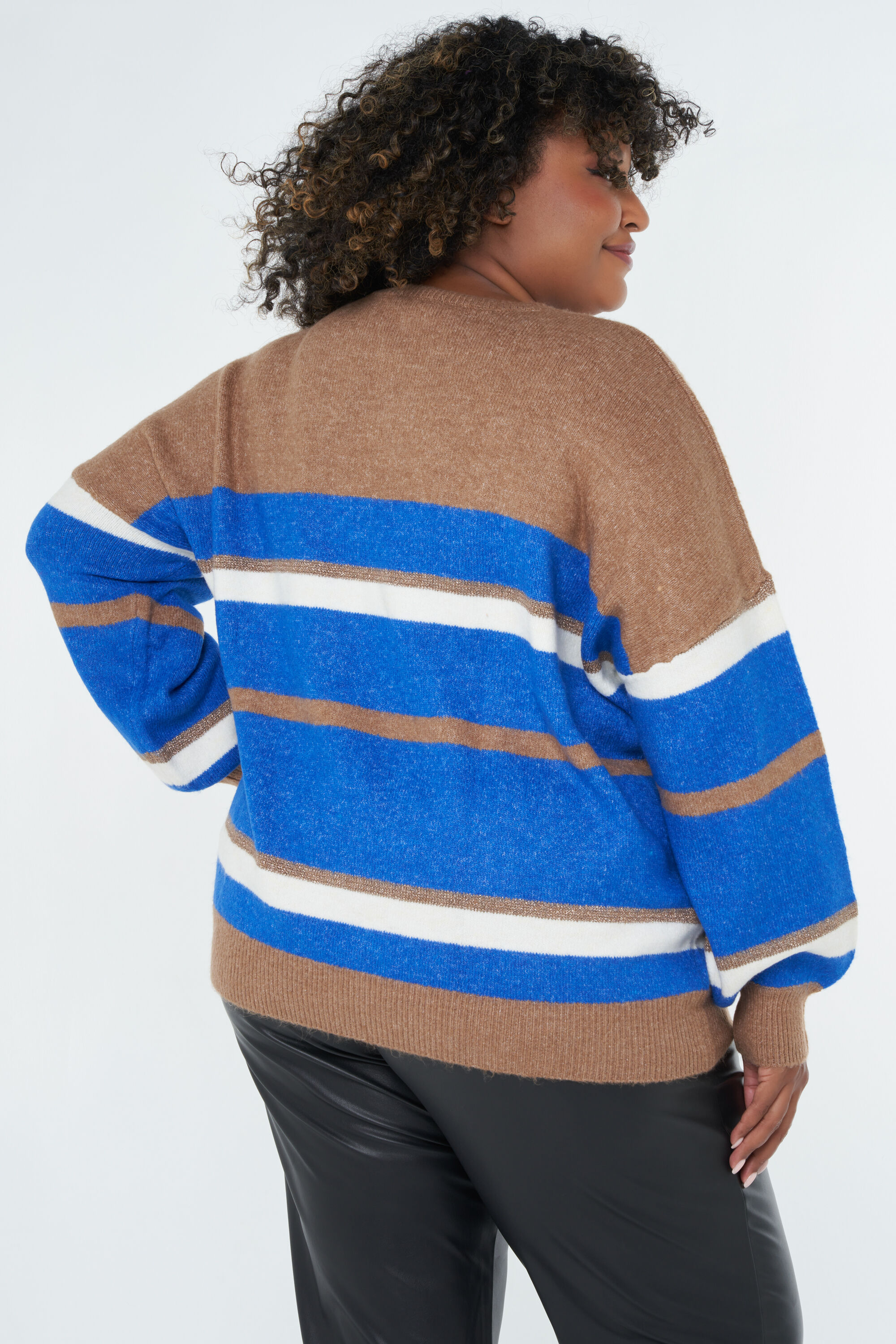 Pull coupe droite &agrave; rayures image number 3