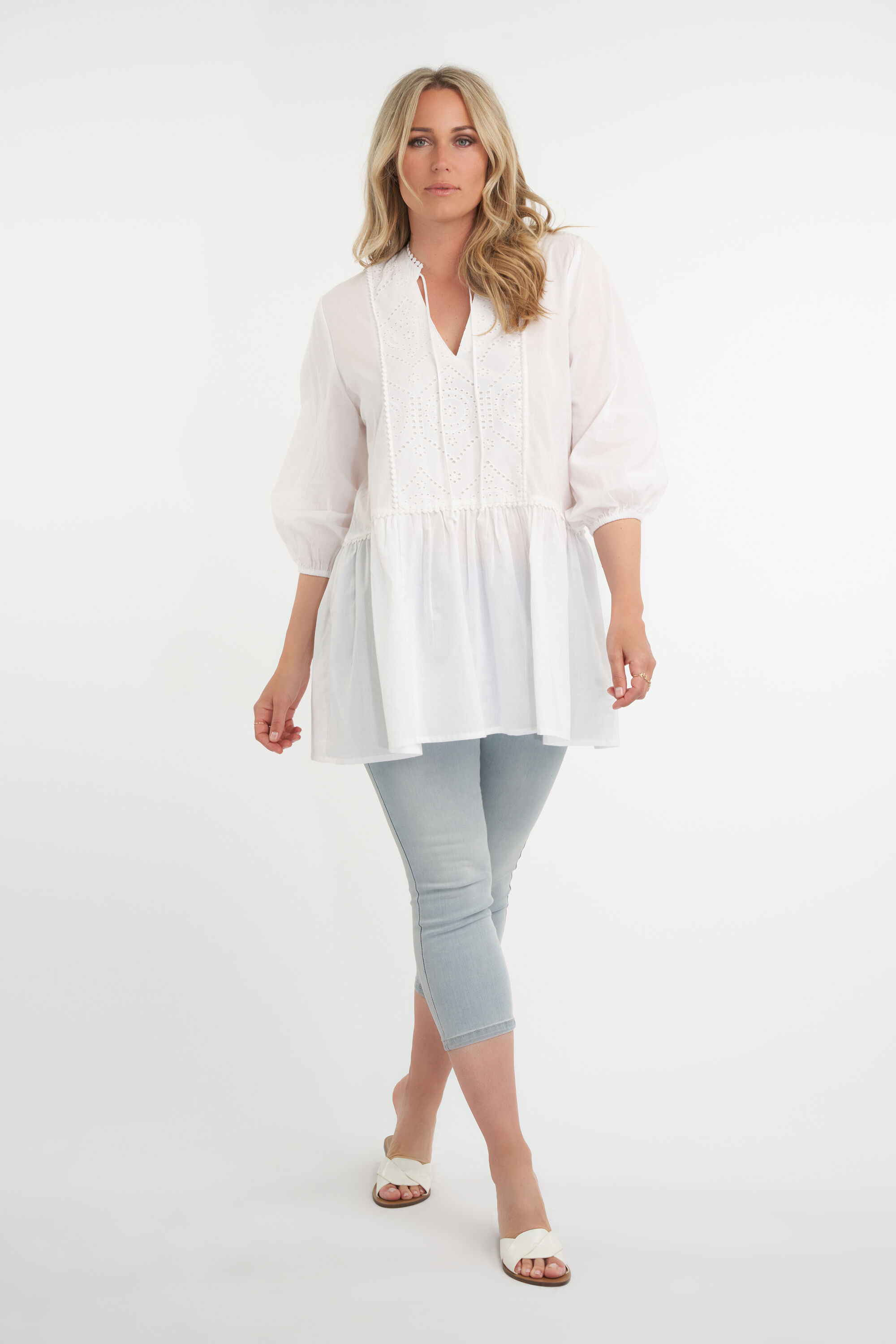 Chemisier &agrave; volants image number 4