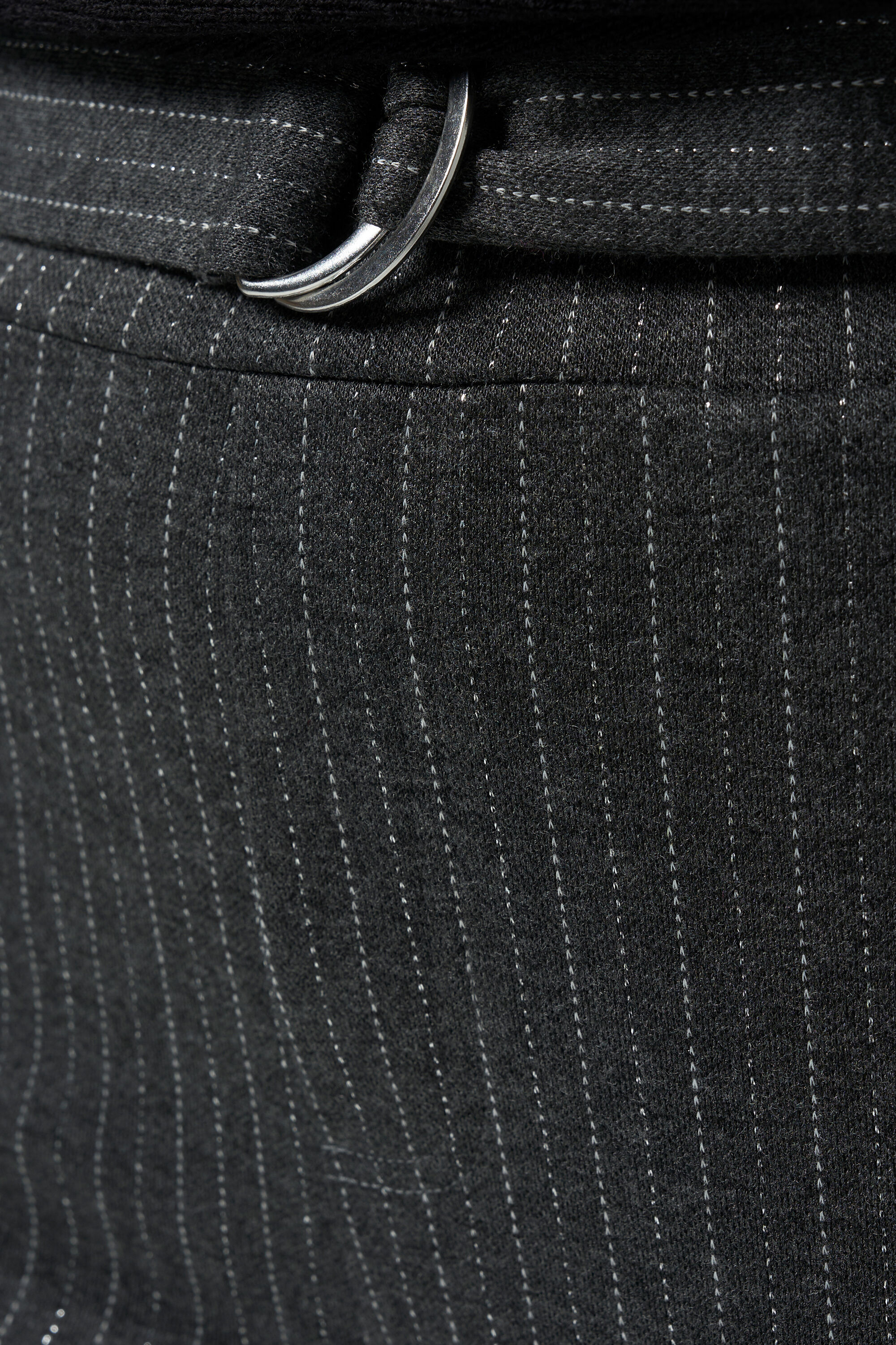 Pantalon &agrave; rayures image number 4