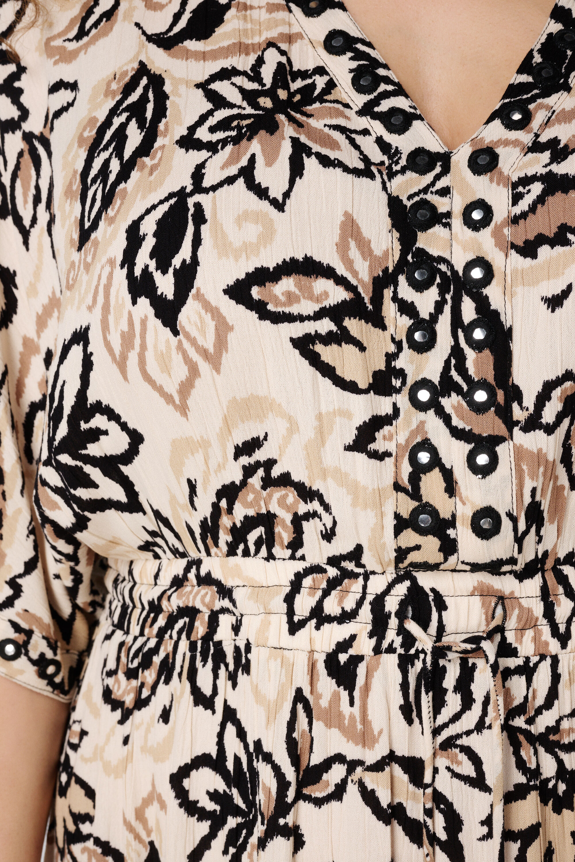 Robe longue avec d&eacute;tails miroir image number 6