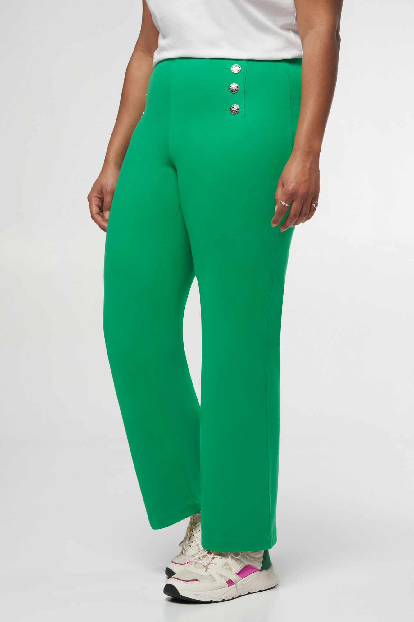 Pantalon &agrave; jambes larges avec d&eacute;tails argent&eacute;s image number 5