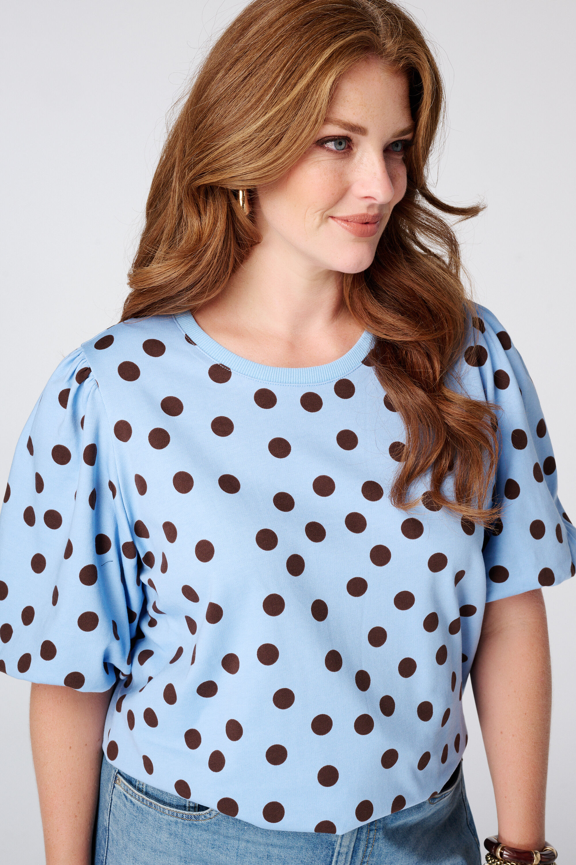 Top en sweat &agrave; pois image number 4