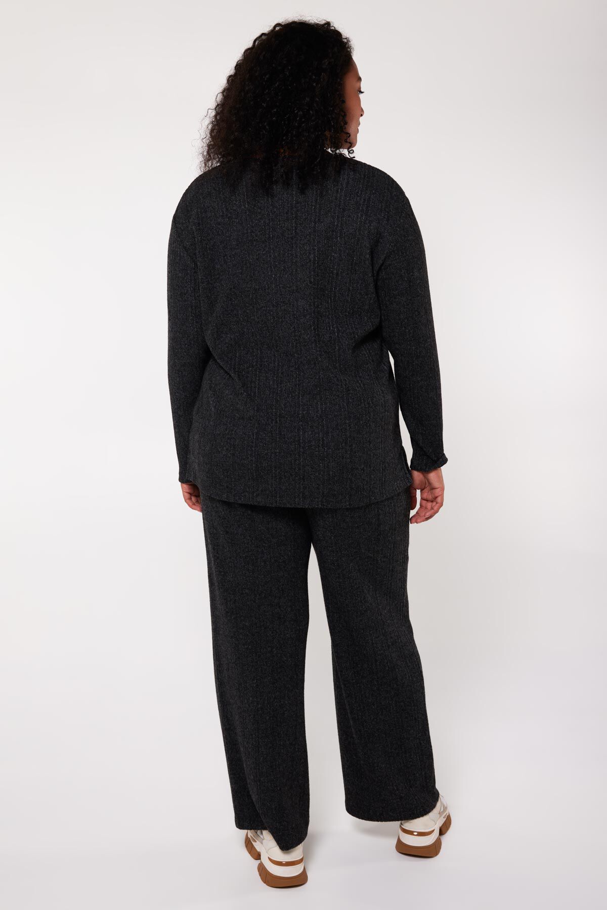 Haut coupe droite avec col en V  image number 3