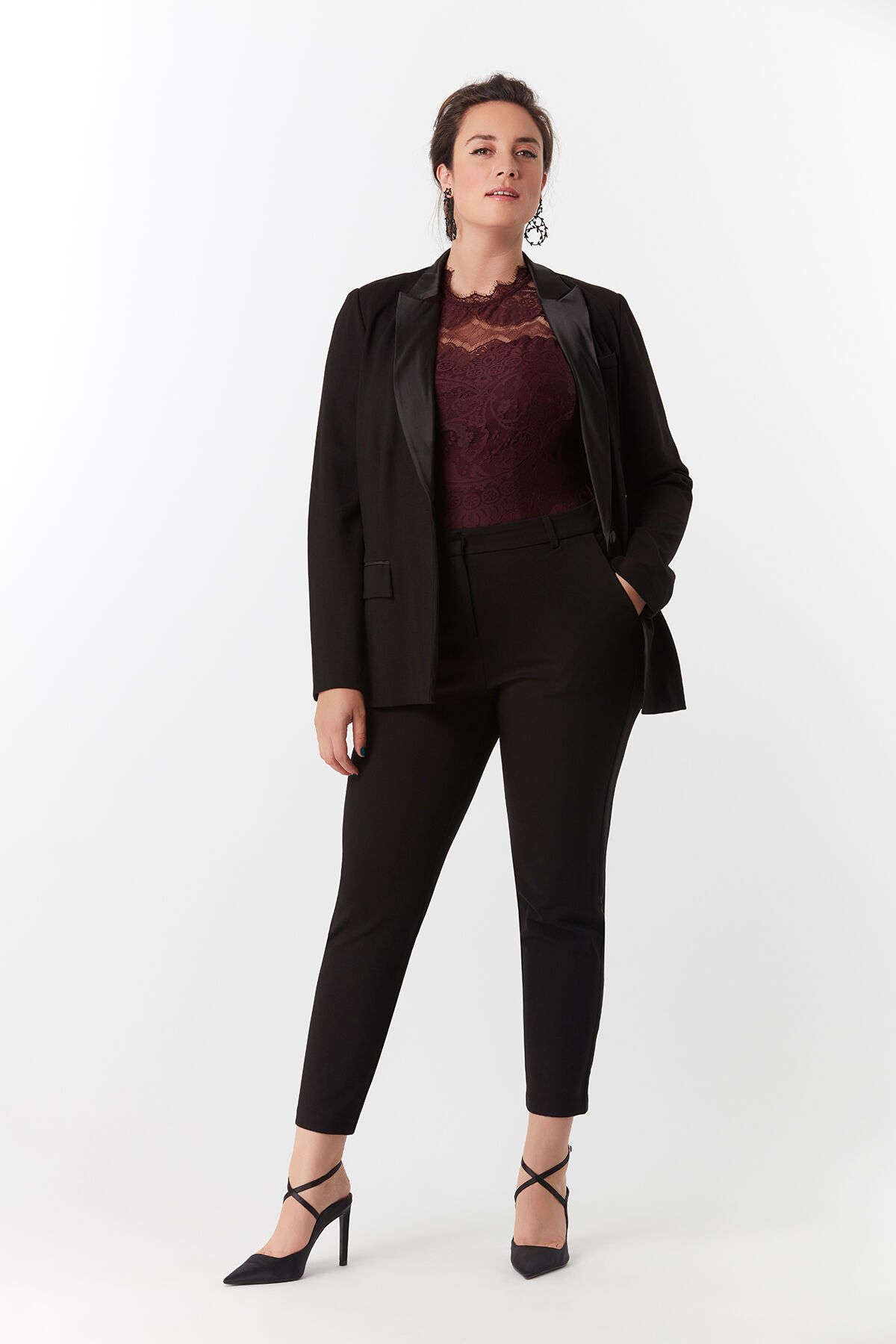 Pantalon avec bande en satin image number 5