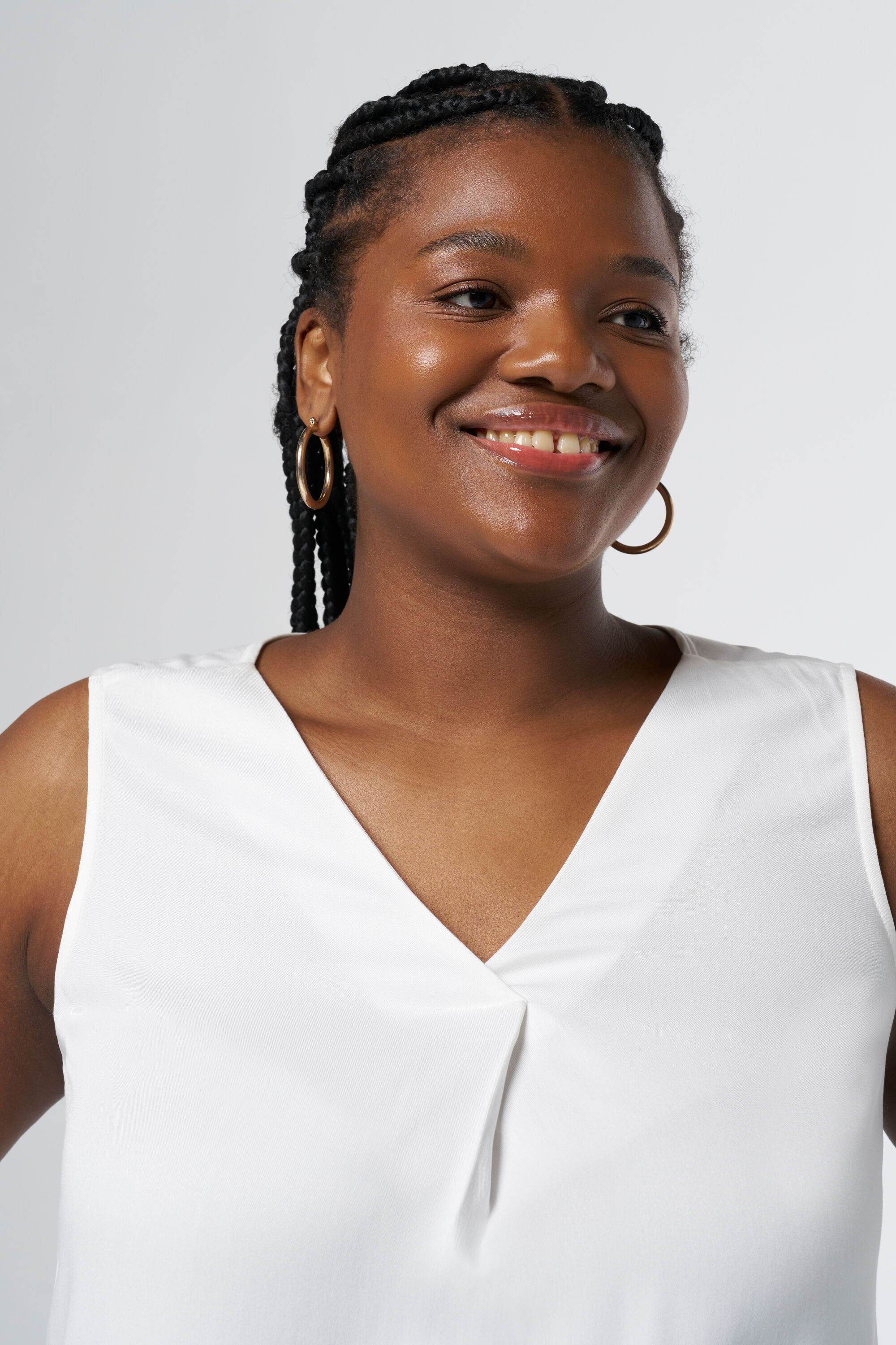 Chemisier sans manches &agrave; col en V image number 4