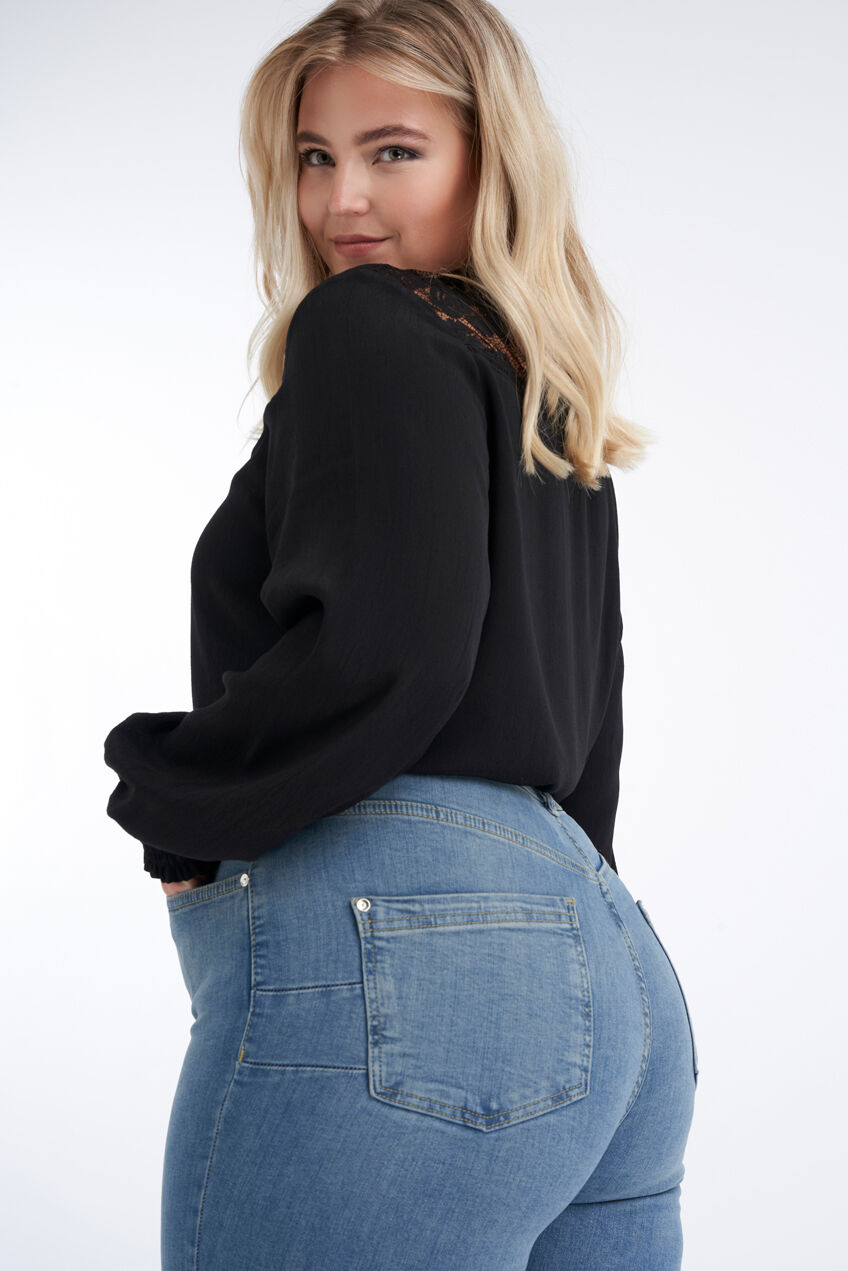 Jean moulant SCULPTS image number 3