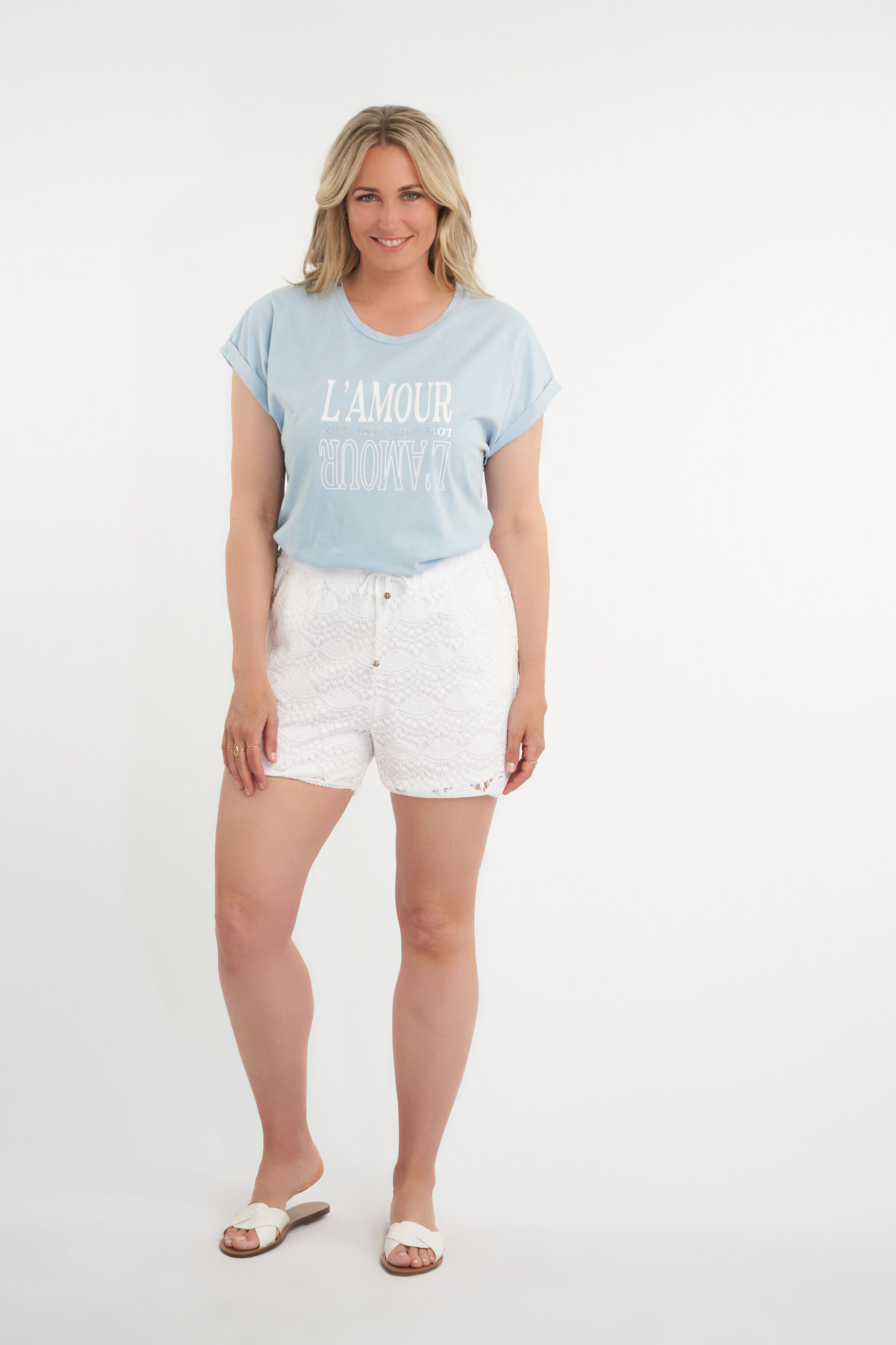 Short en dentelle image number 4