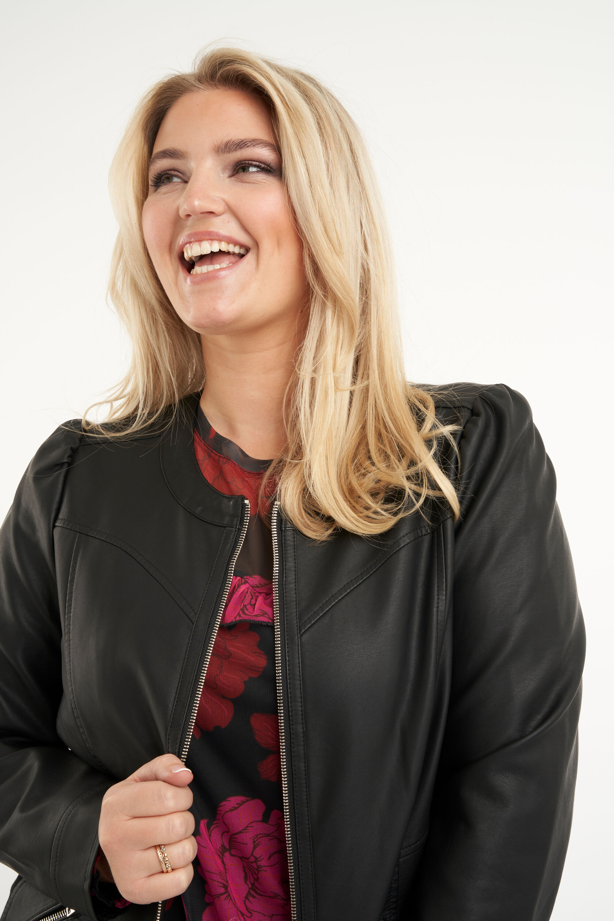 Veste motard en similicuir image number 4