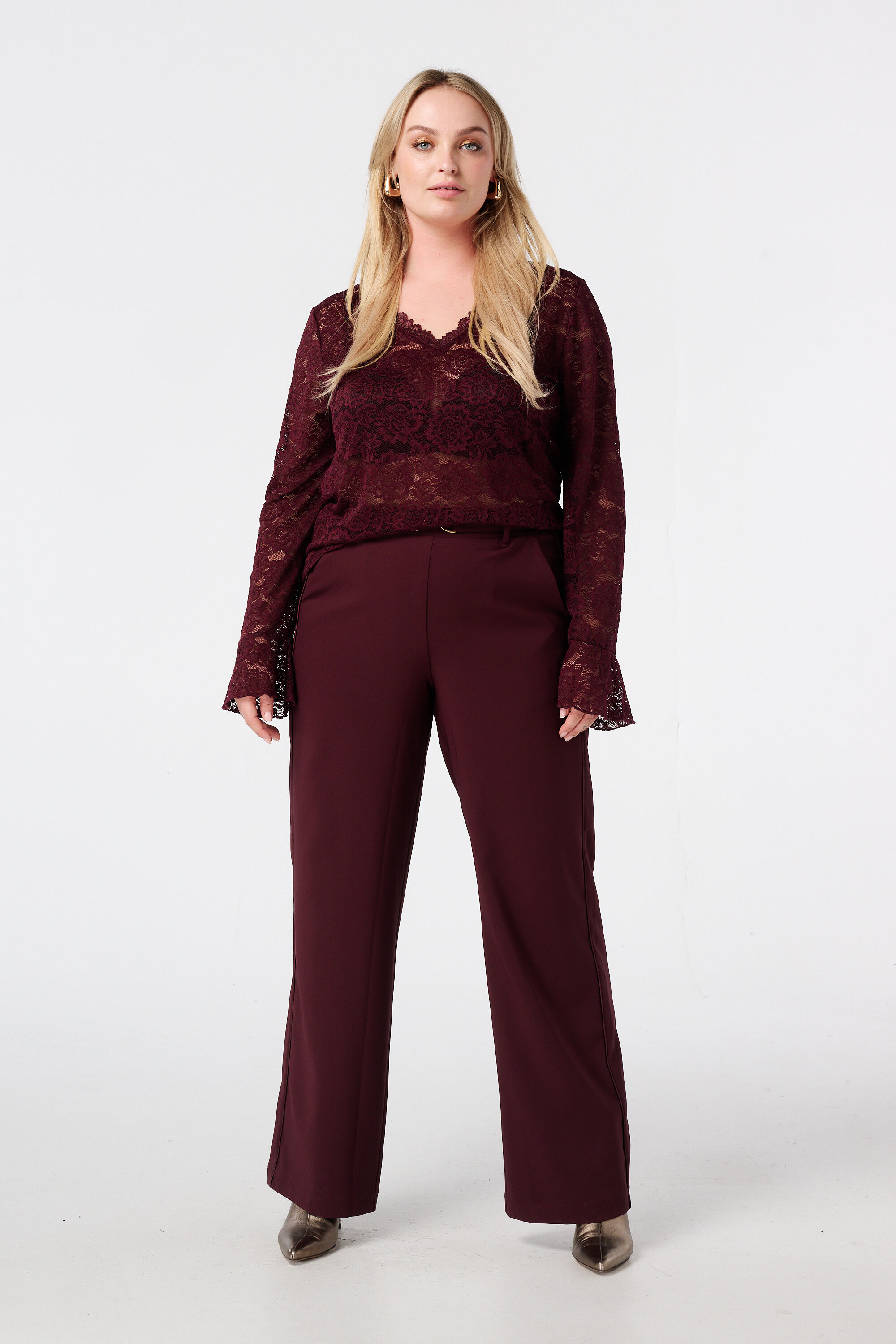 Top &agrave; manches longues en dentelle image number 5