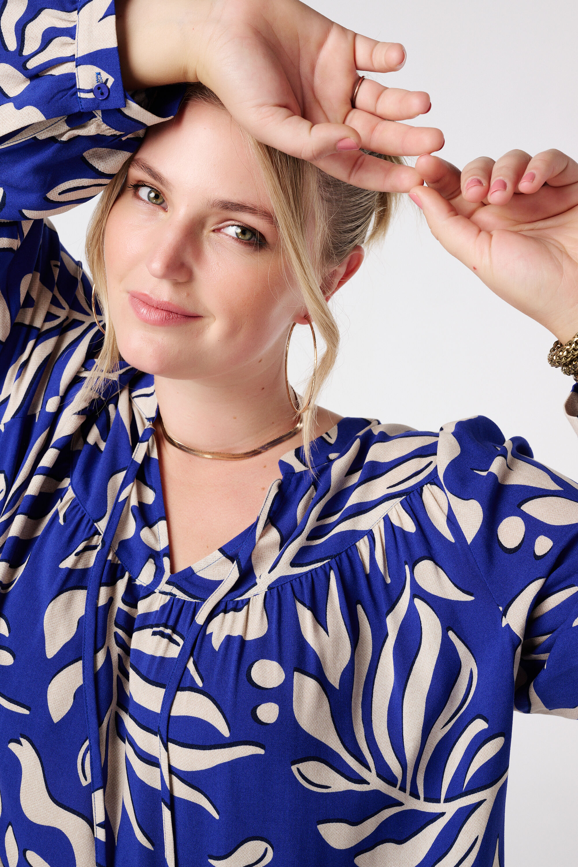 Blouse imprim&eacute;e avec bobines image number 4