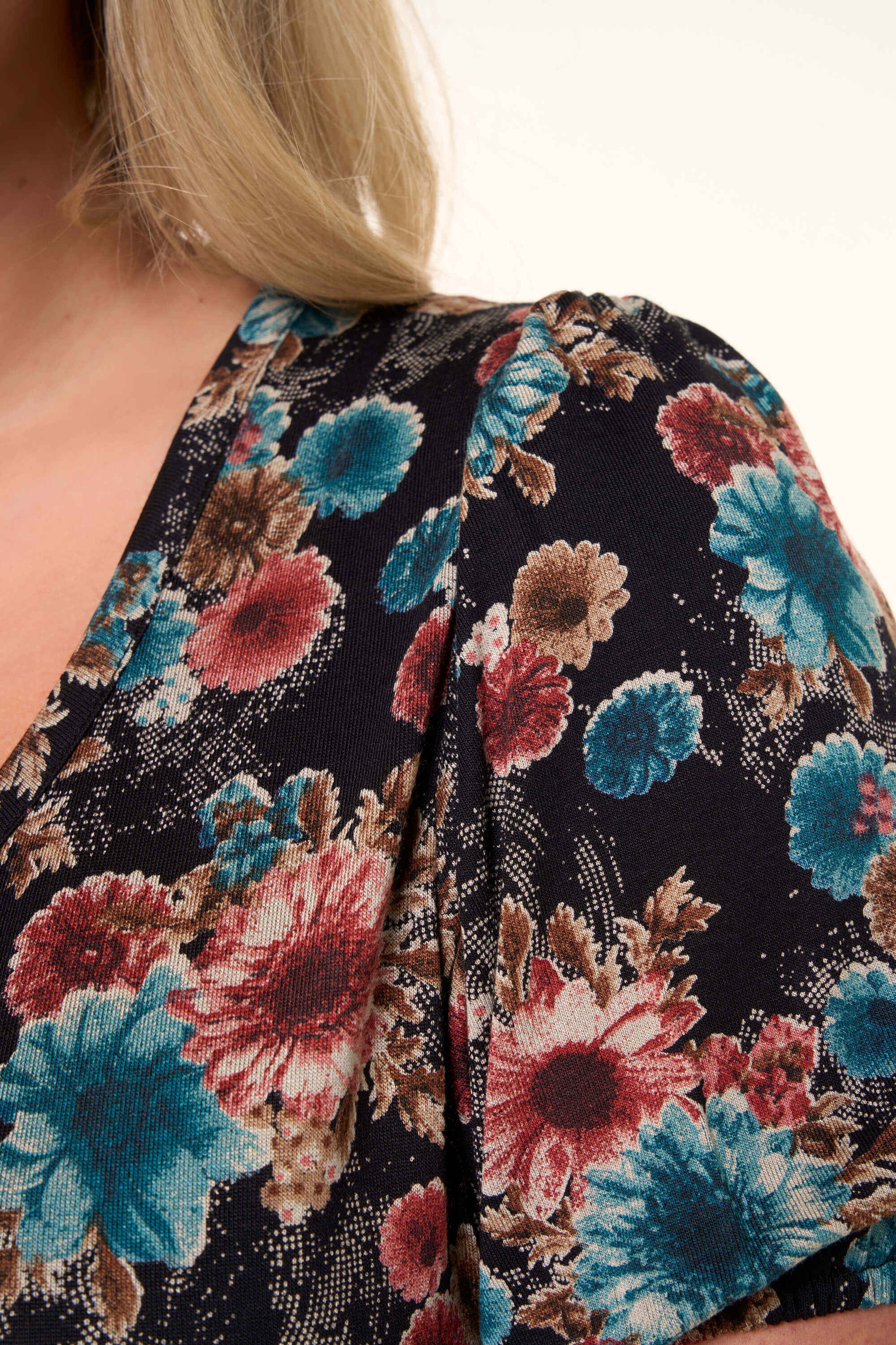 Longue robe &agrave; imprim&eacute;  image number 5