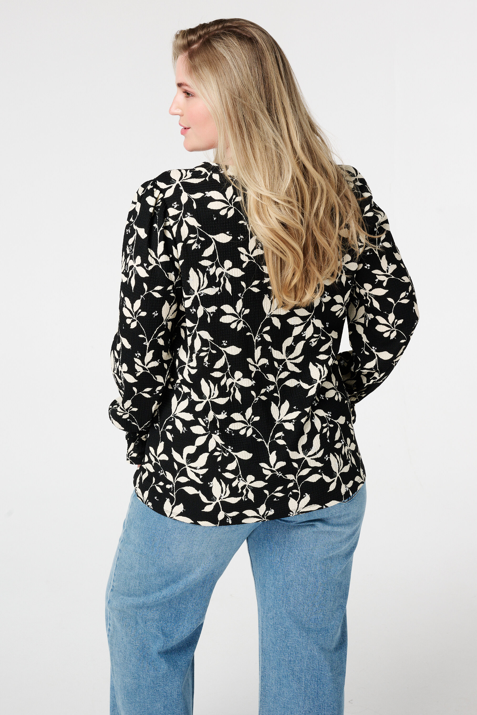 Top imprim&eacute; et textur&eacute; image number 3