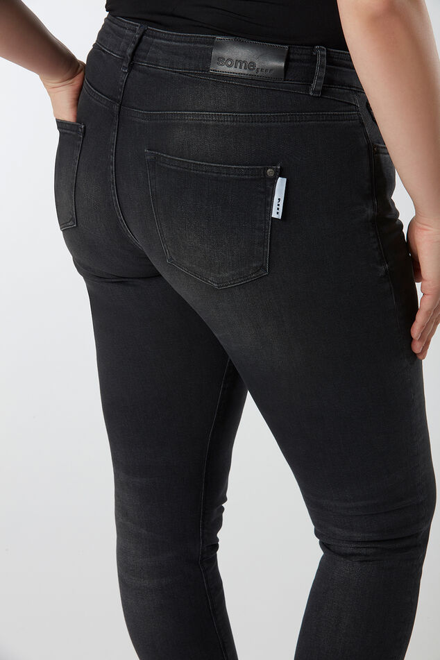 Jeans skinny coupe O noir image number 6