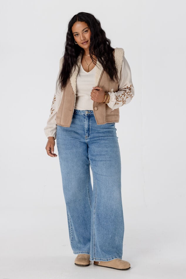 Haut avec broderie image number 6